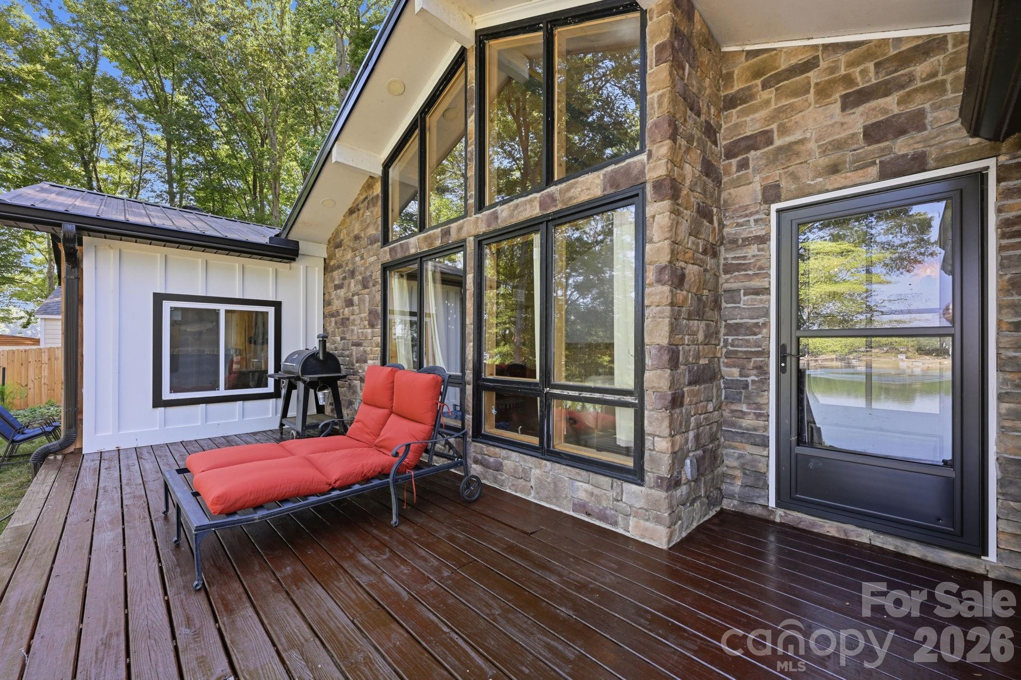 1367 Roundstone Road Property Photo 36