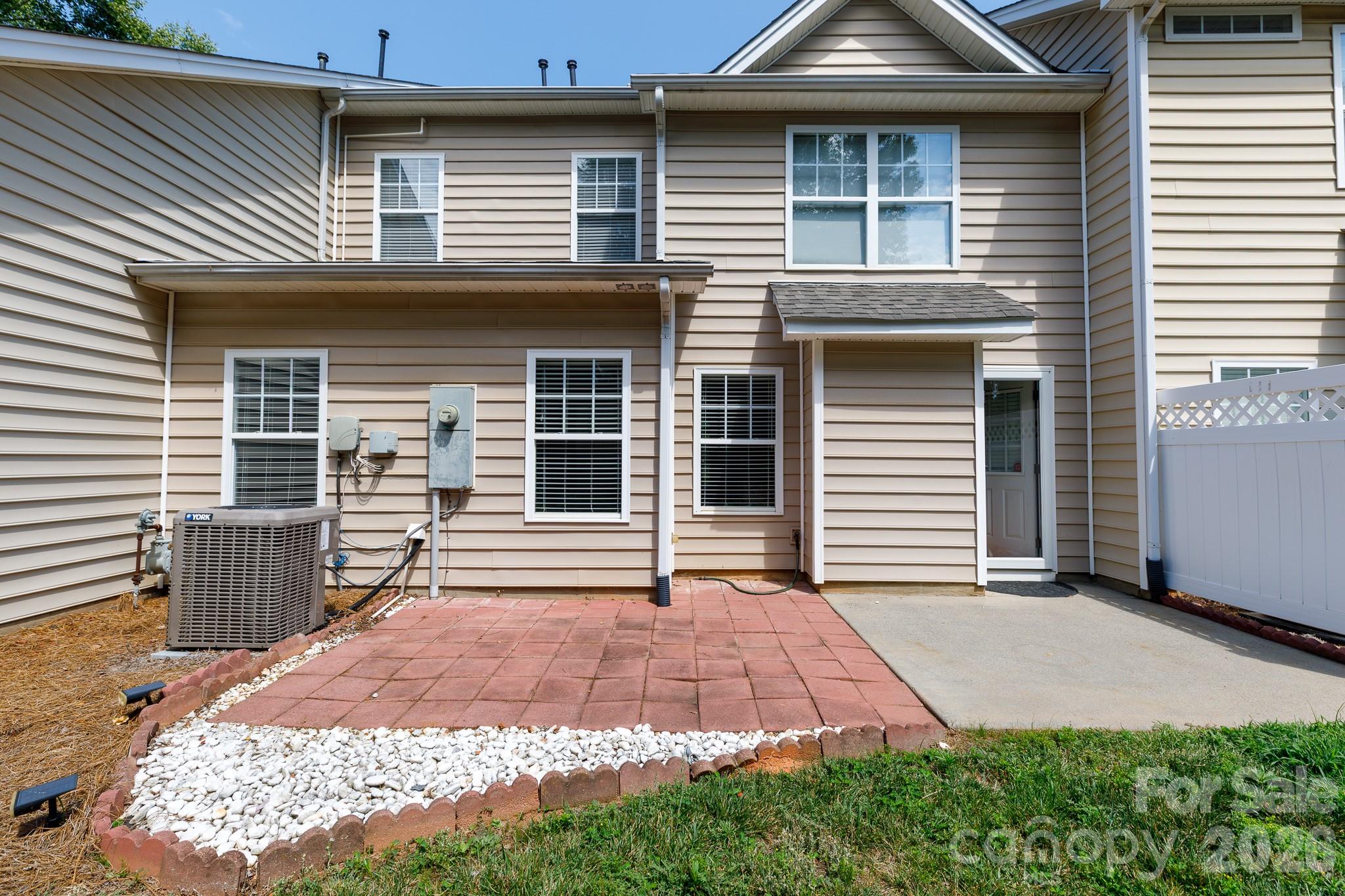334 Rose Garden Court Property Photo 33