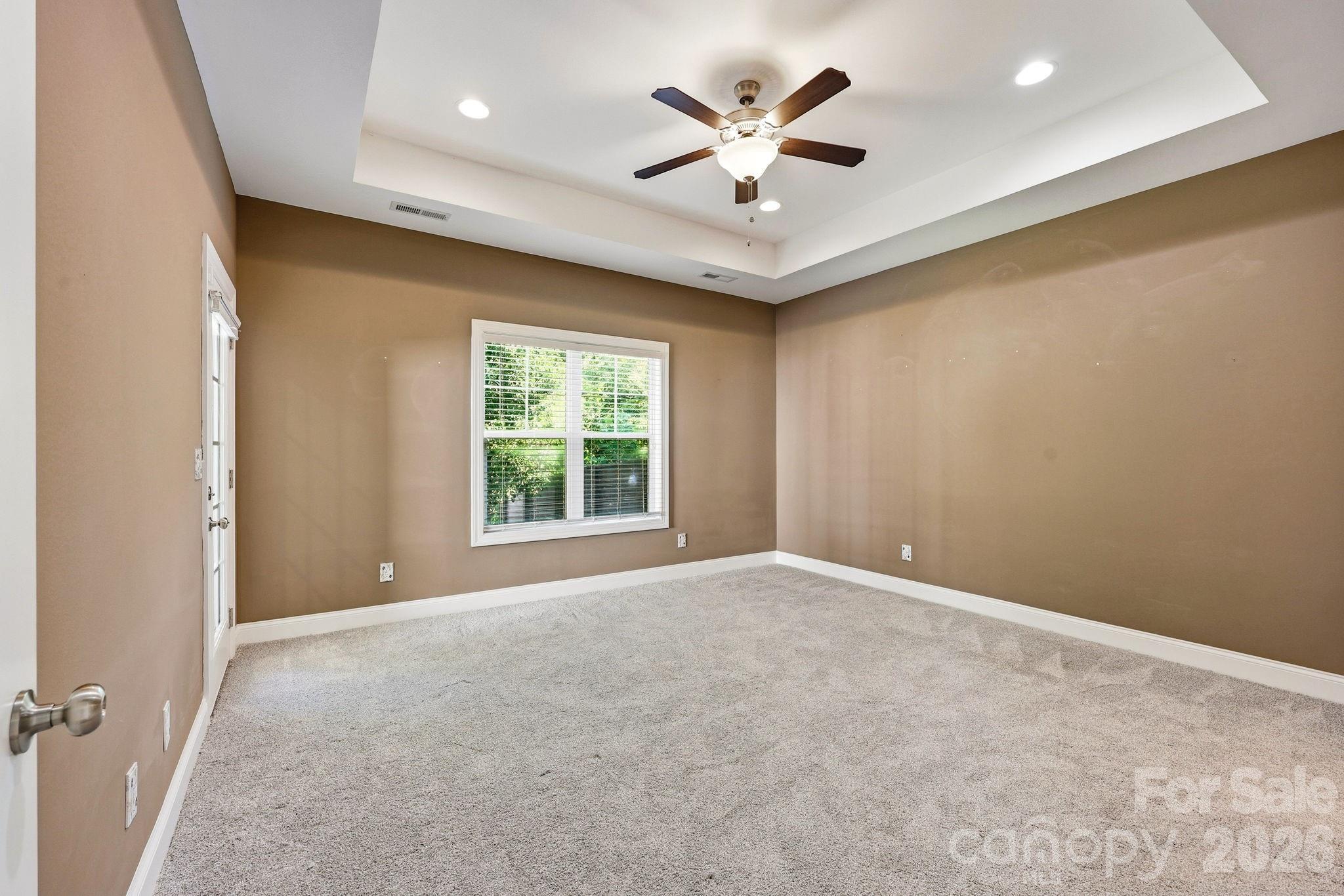 2612 Poplar Cove Drive Property Photo 11