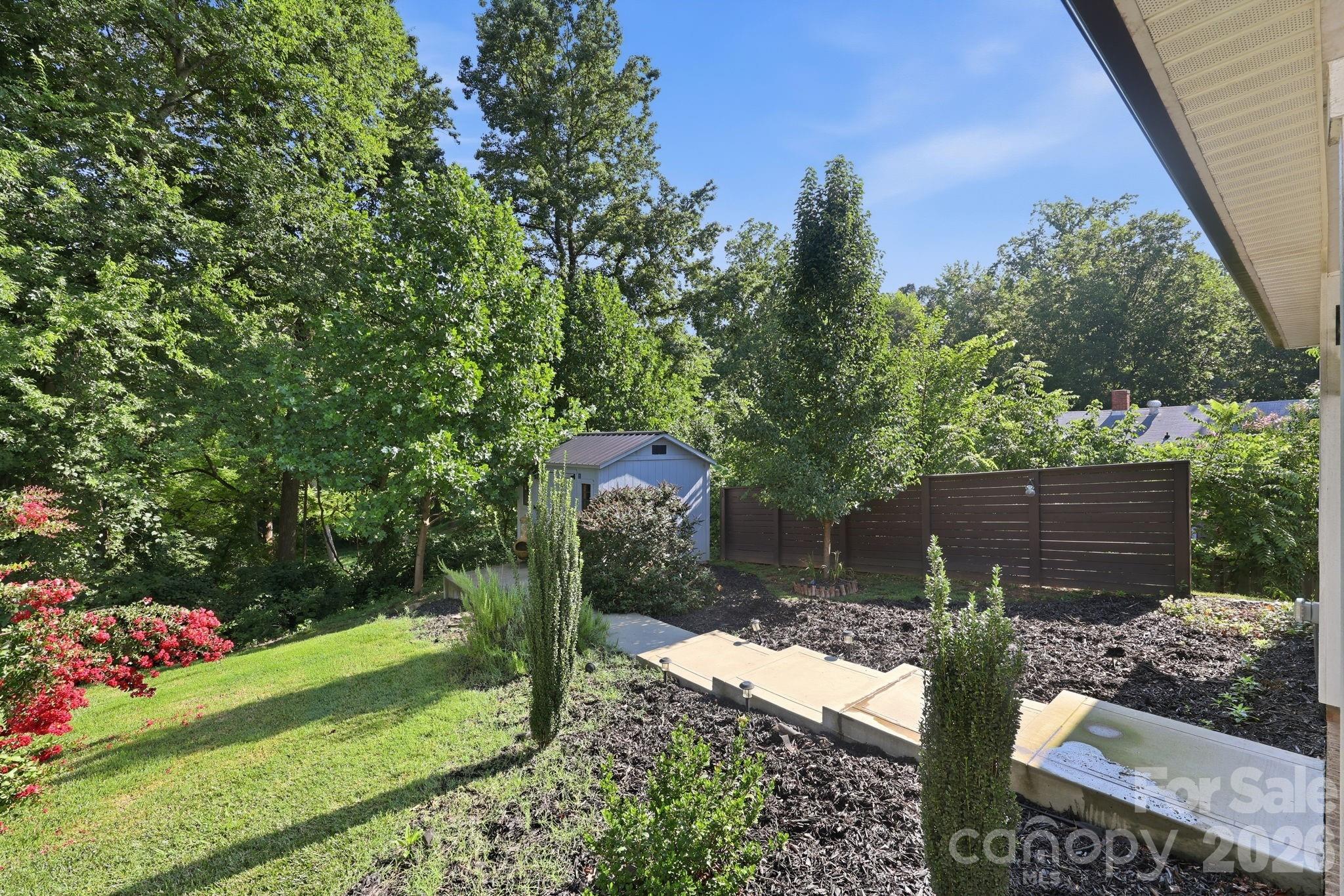 2612 Poplar Cove Drive Property Photo 21