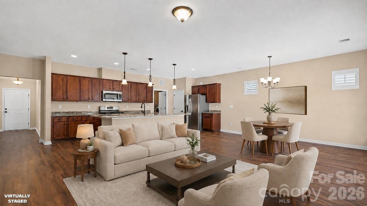 4843 Looking Glass Trail Property Photo 5