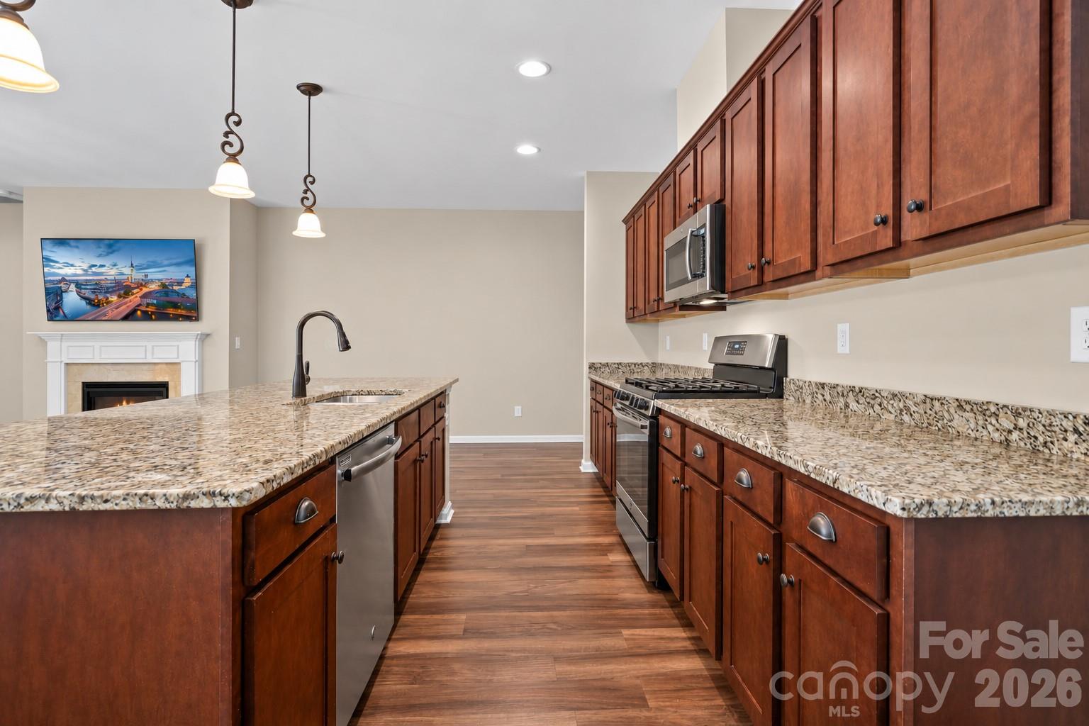 4843 Looking Glass Trail Property Photo 9