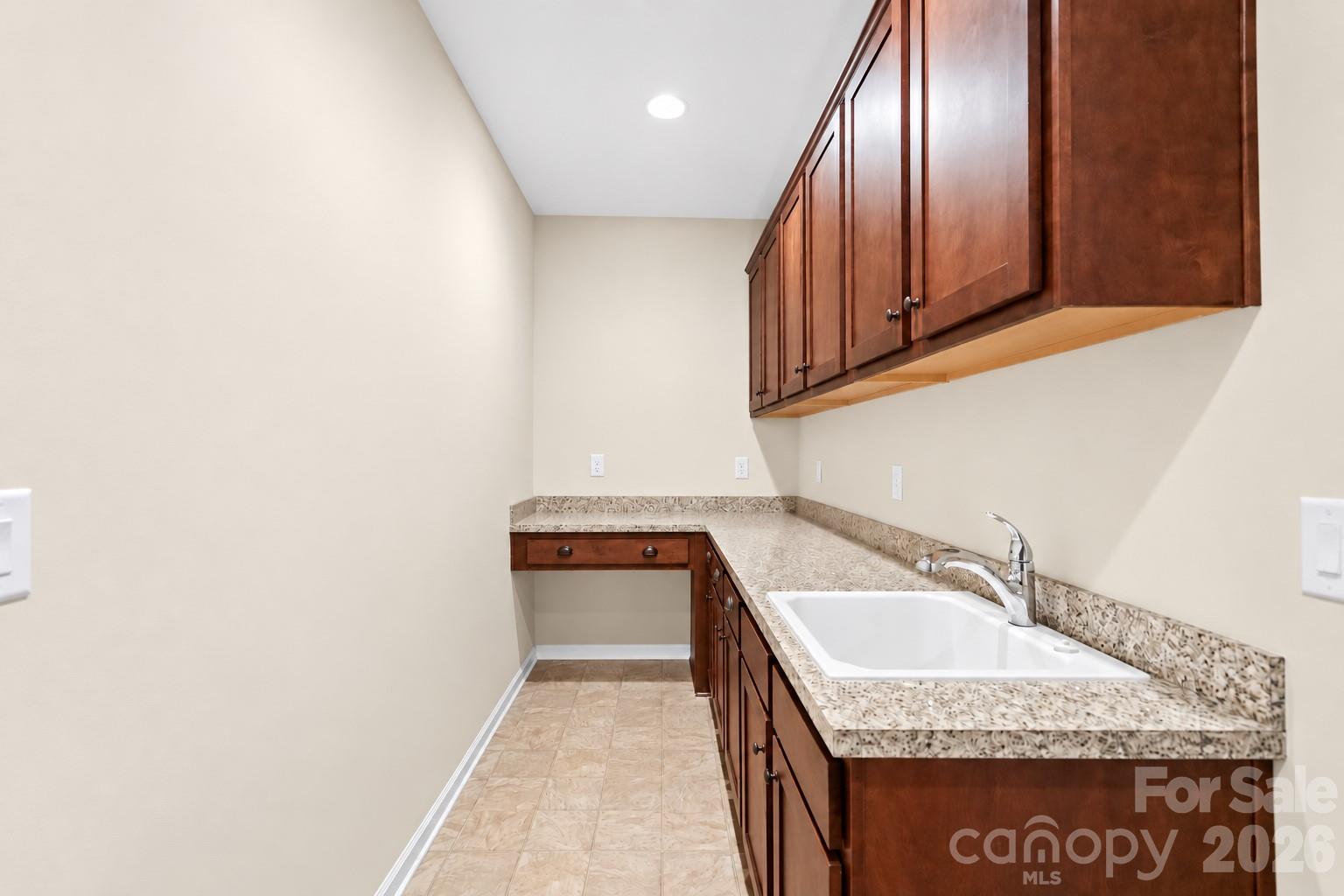 4843 Looking Glass Trail Property Photo 12