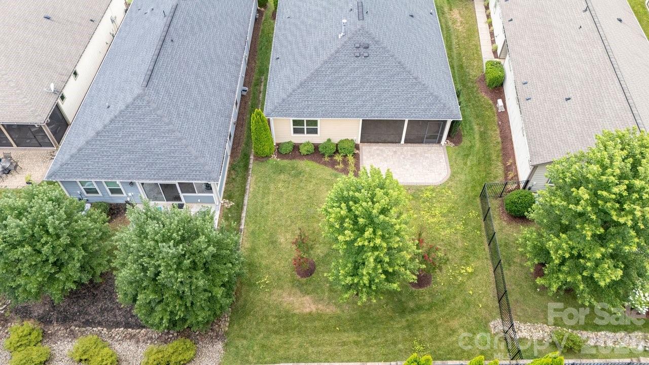4843 Looking Glass Trail Property Photo 15
