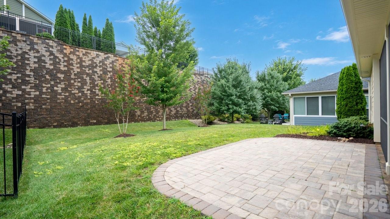 4843 Looking Glass Trail Property Photo 16