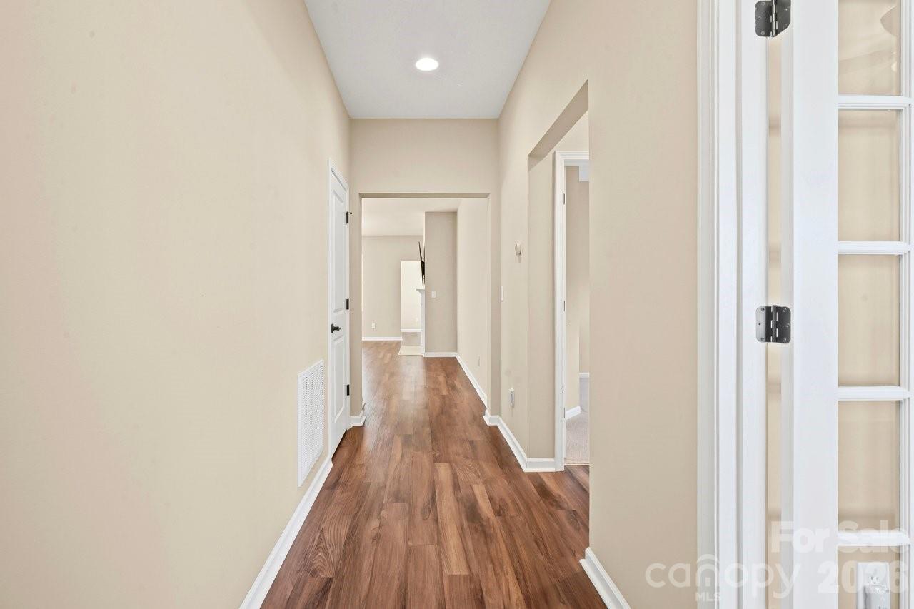 4843 Looking Glass Trail Property Photo 27
