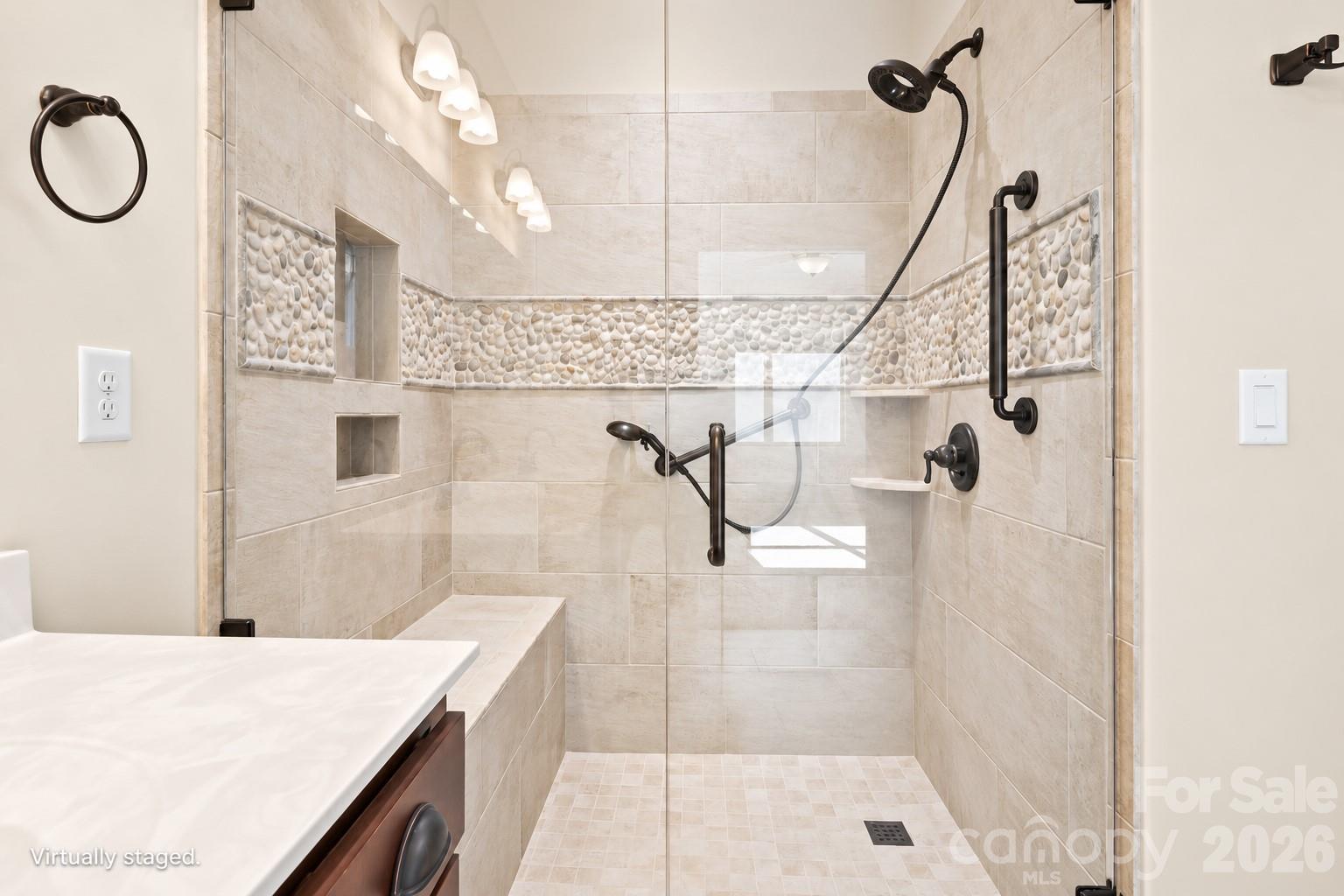 4843 Looking Glass Trail Property Photo 29