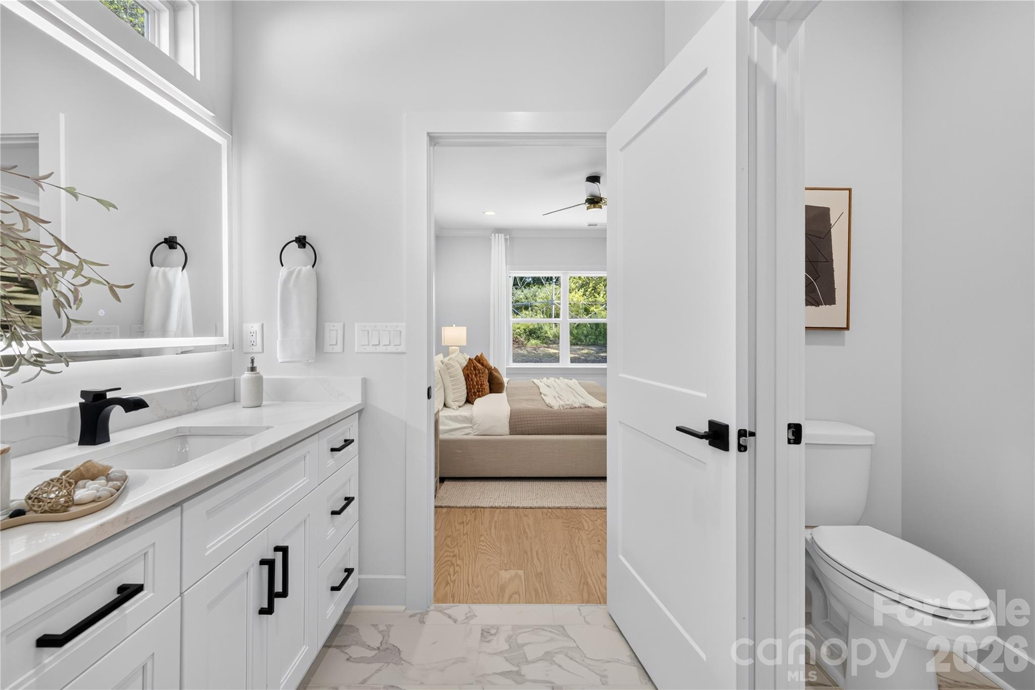 2316 Chateau Court Property Photo 13