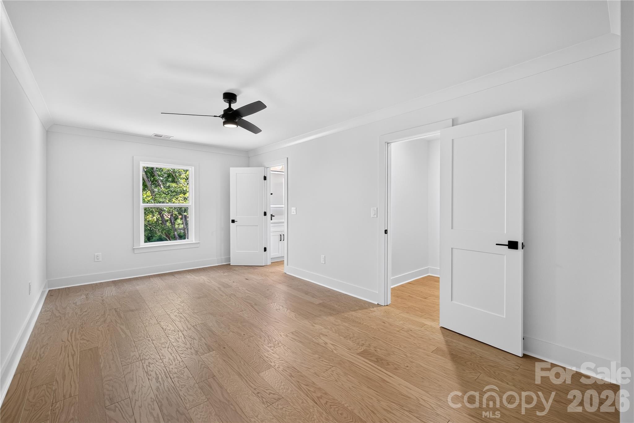 2316 Chateau Court Property Photo 28