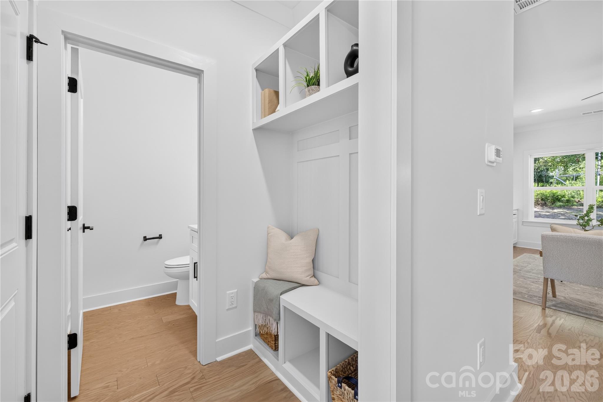 2316 Chateau Court Property Photo 42