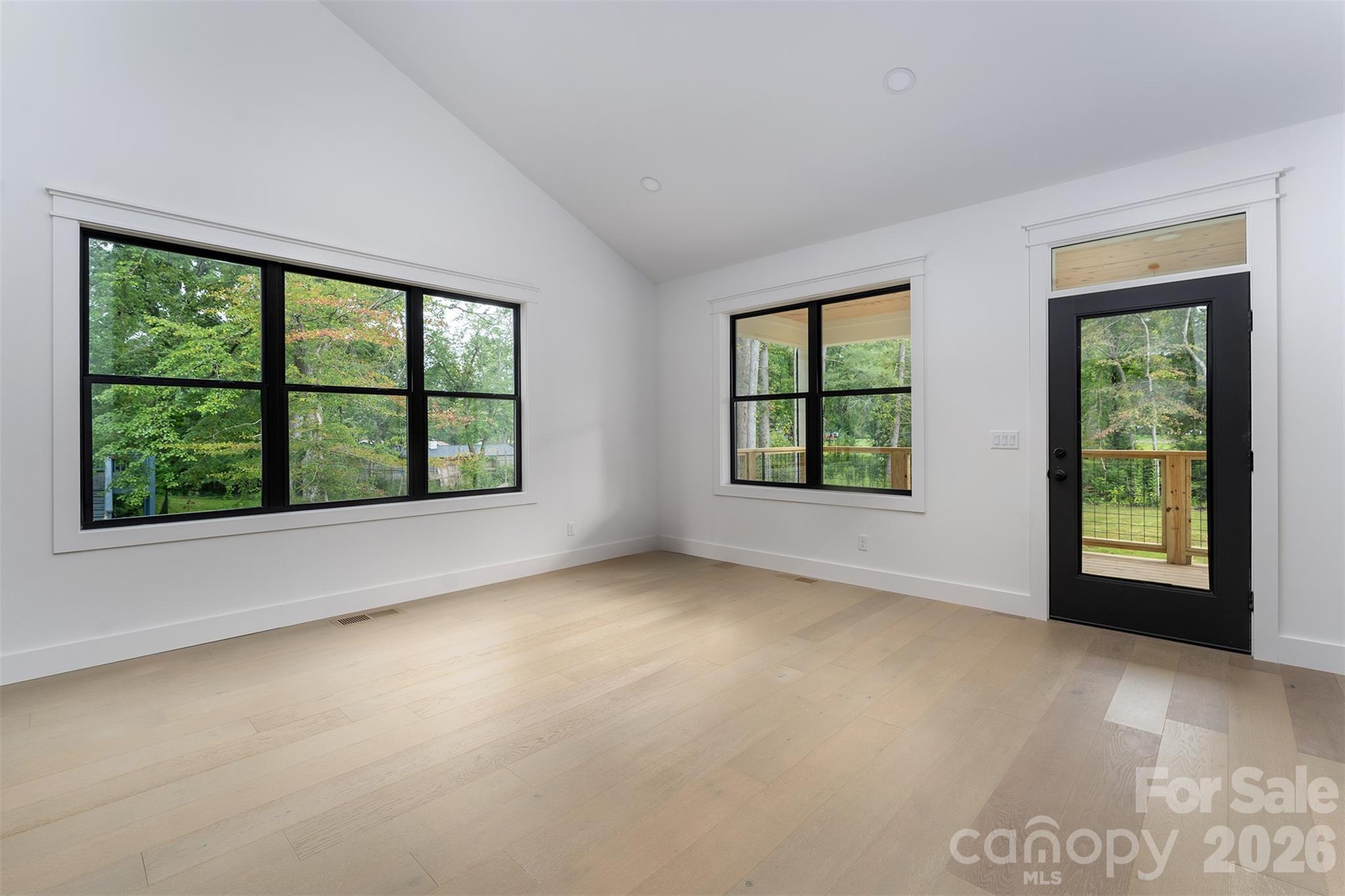 808 Maybank Drive Property Photo 11