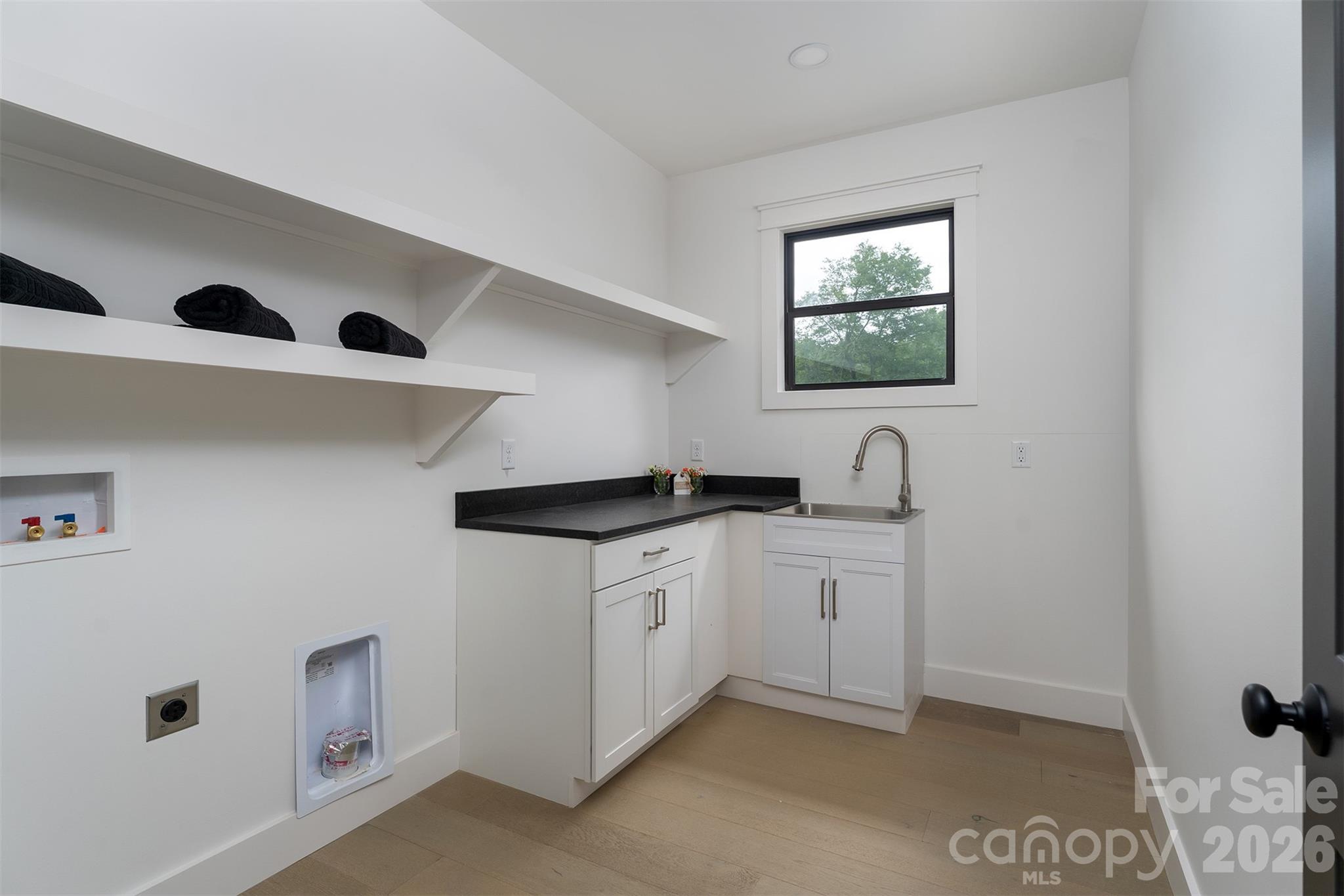808 Maybank Drive Property Photo 18