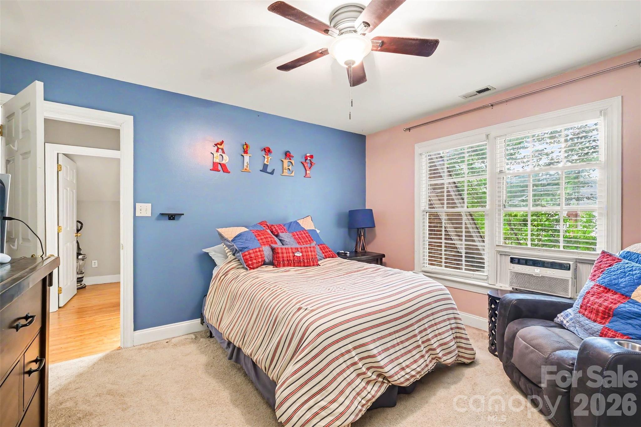 1484 Summit View Drive Property Photo 22