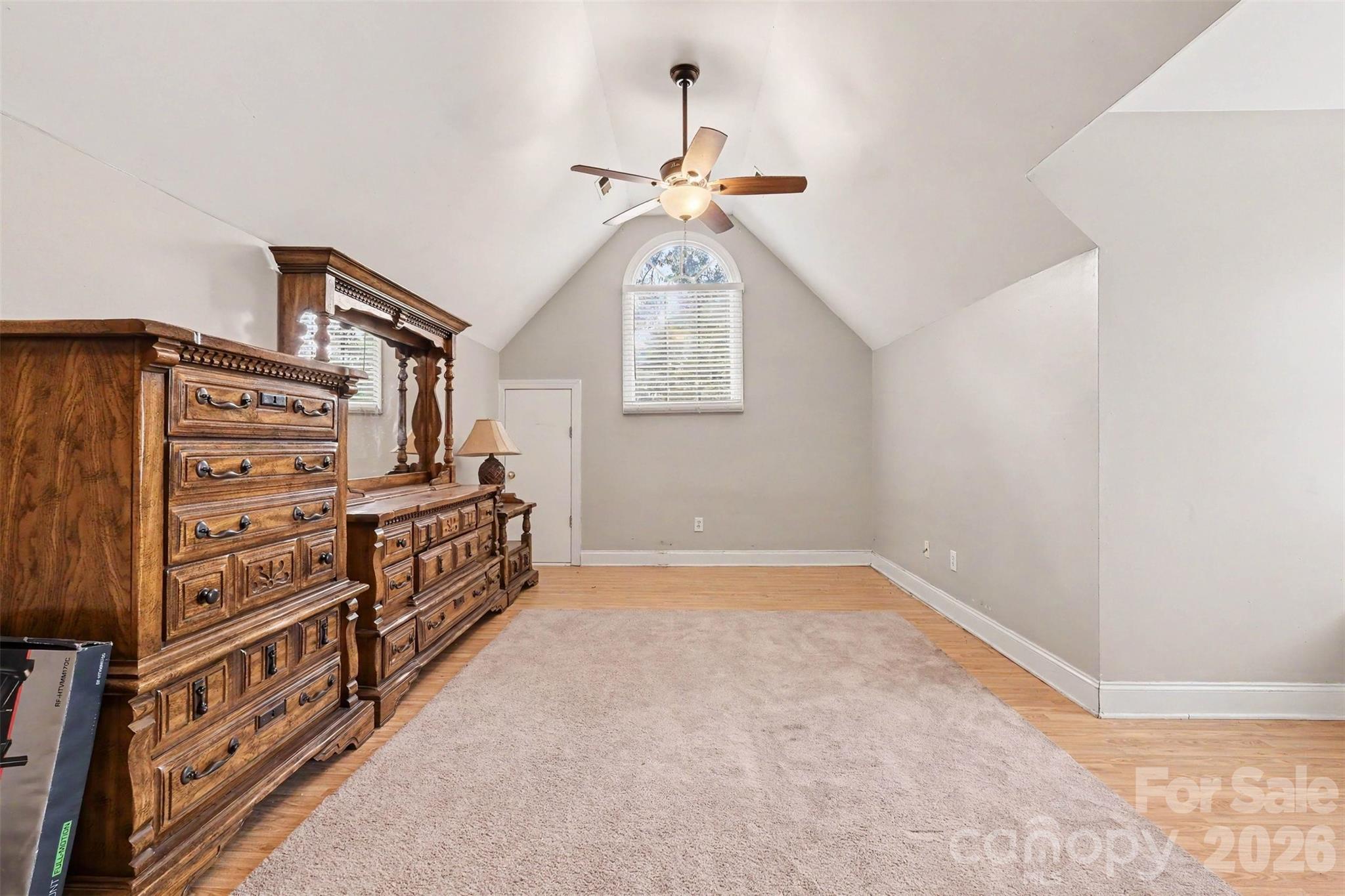 1484 Summit View Drive Property Photo 28