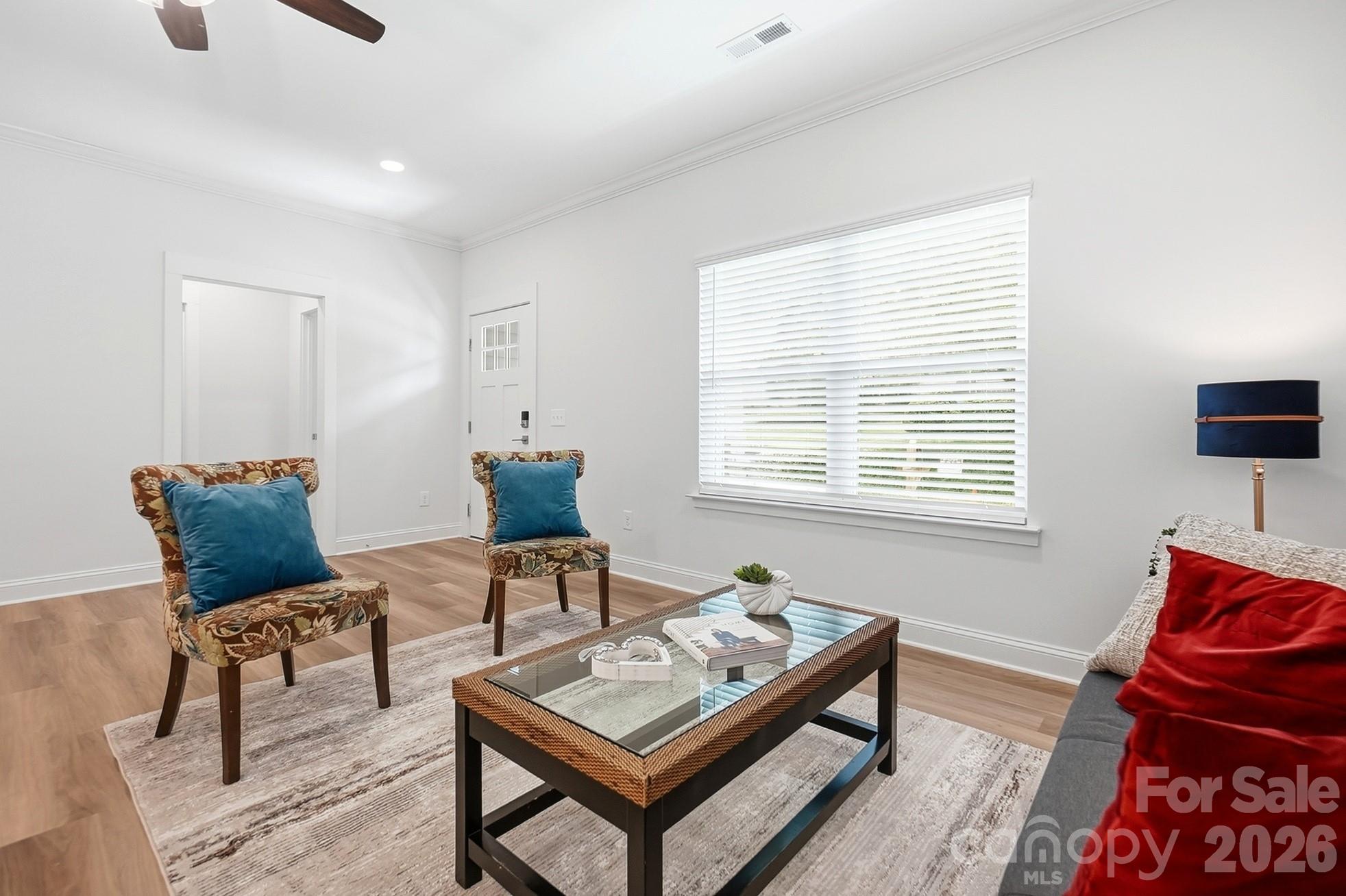 510 W 9th Street Property Photo 5