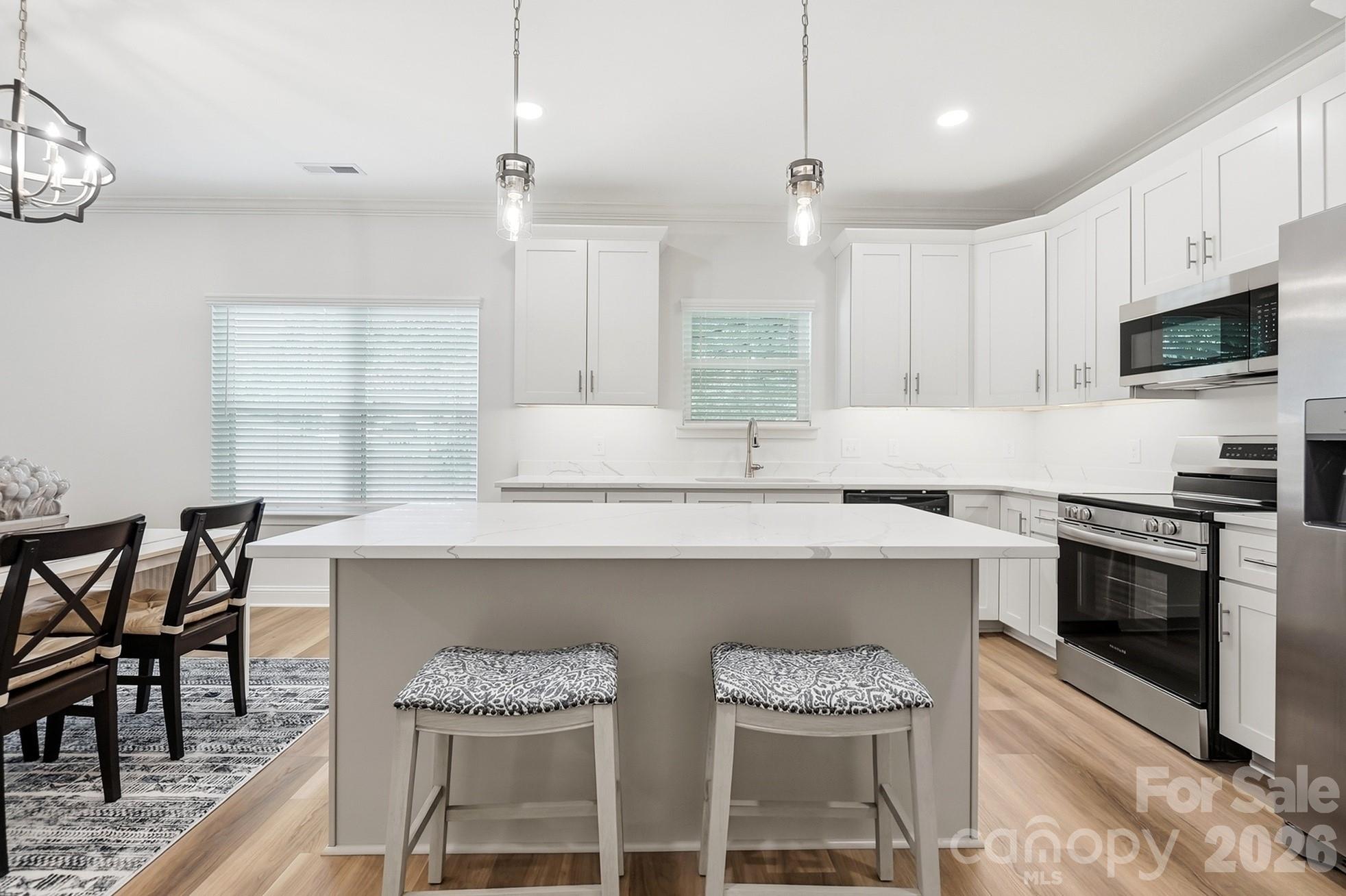 510 W 9th Street Property Photo 18