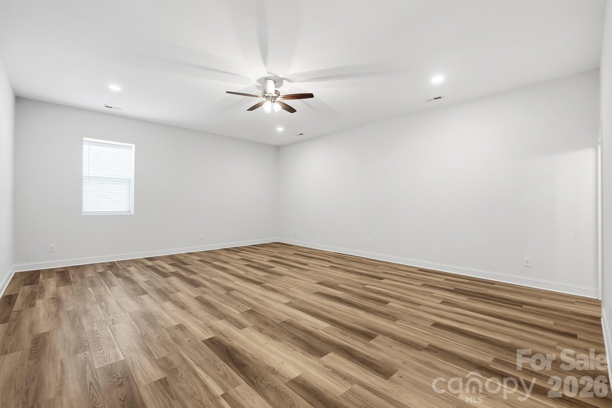 510 W 9th Street Property Photo 43