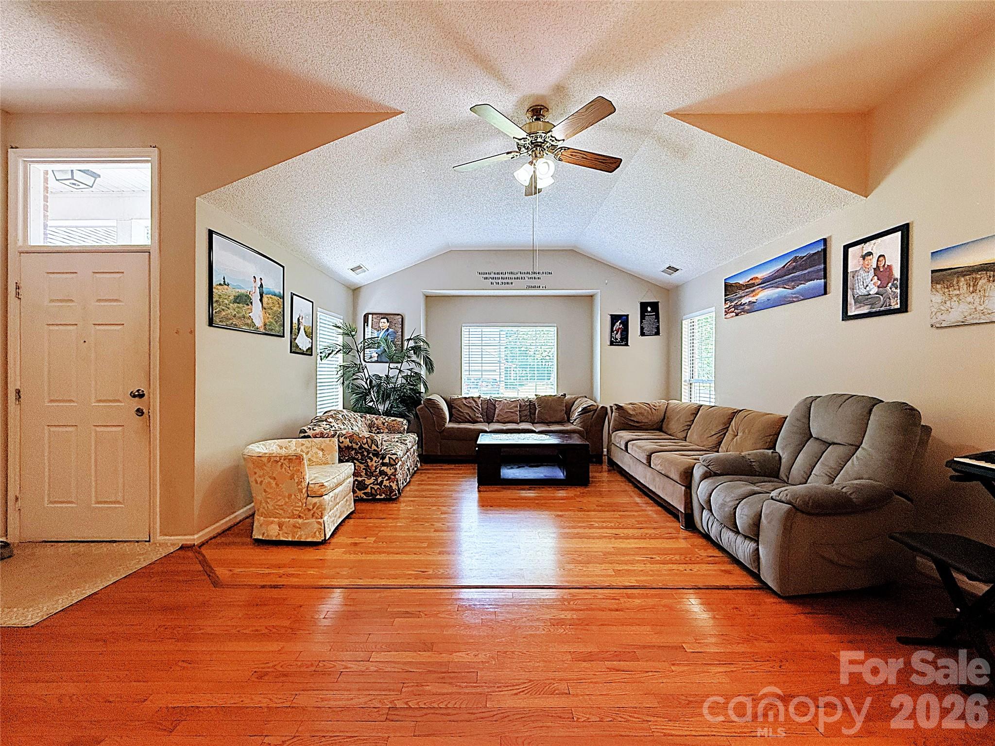 13636 Portpatrick Lane Property Photo 3