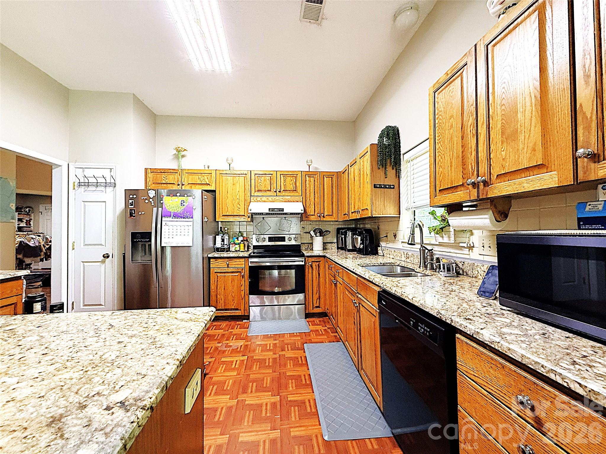 13636 Portpatrick Lane Property Photo 5