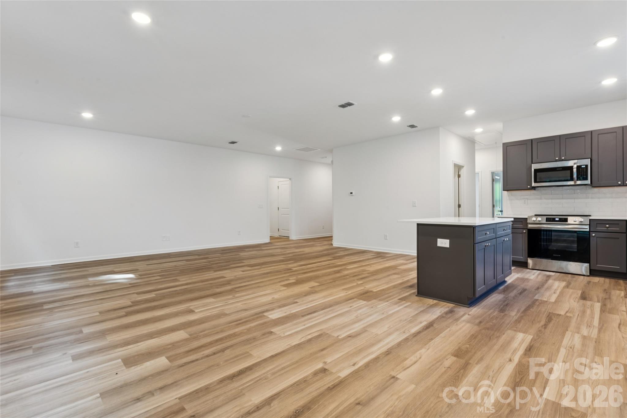 1175 Stoneglen Drive Property Photo 15