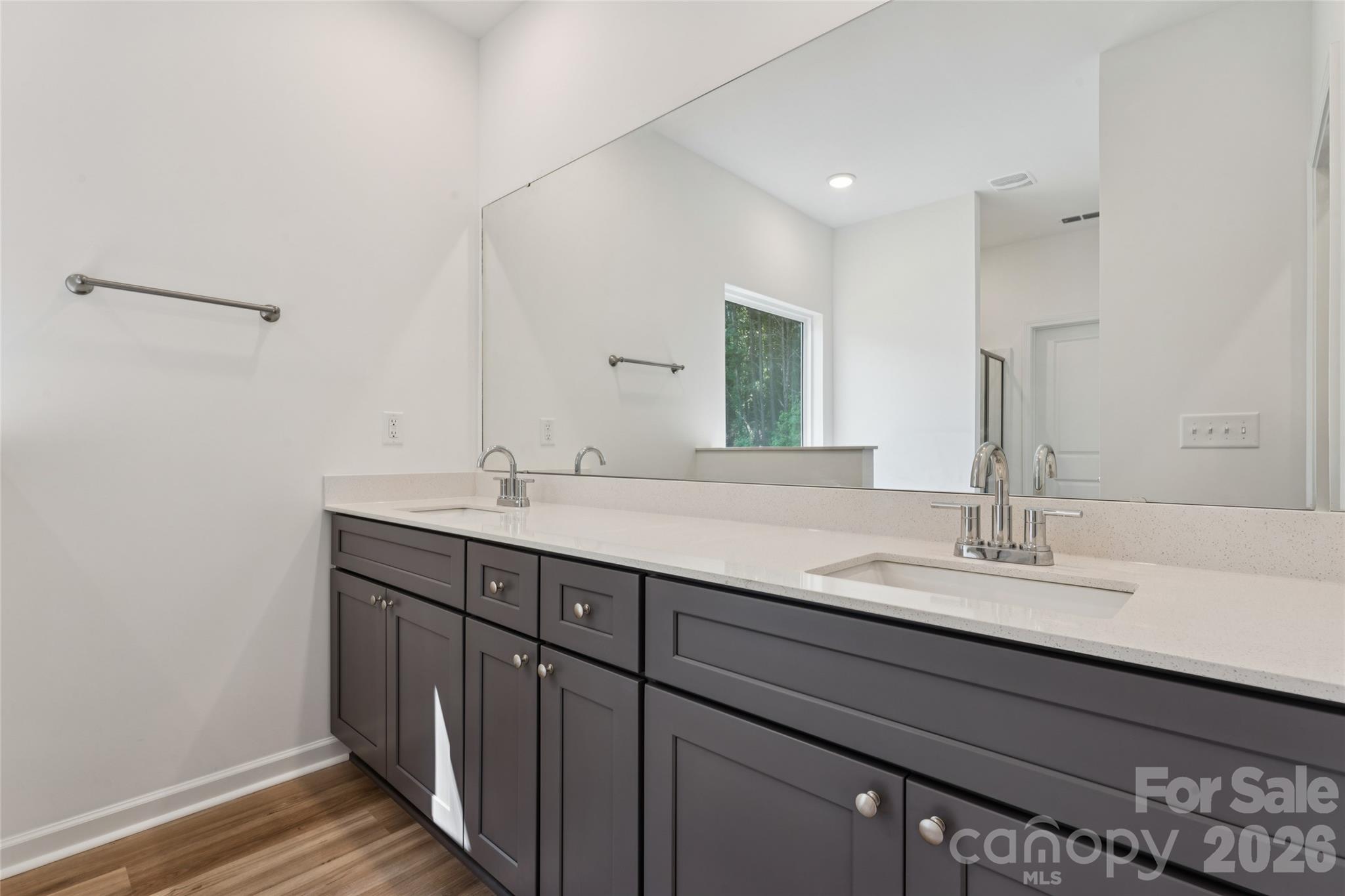 1175 Stoneglen Drive Property Photo 17