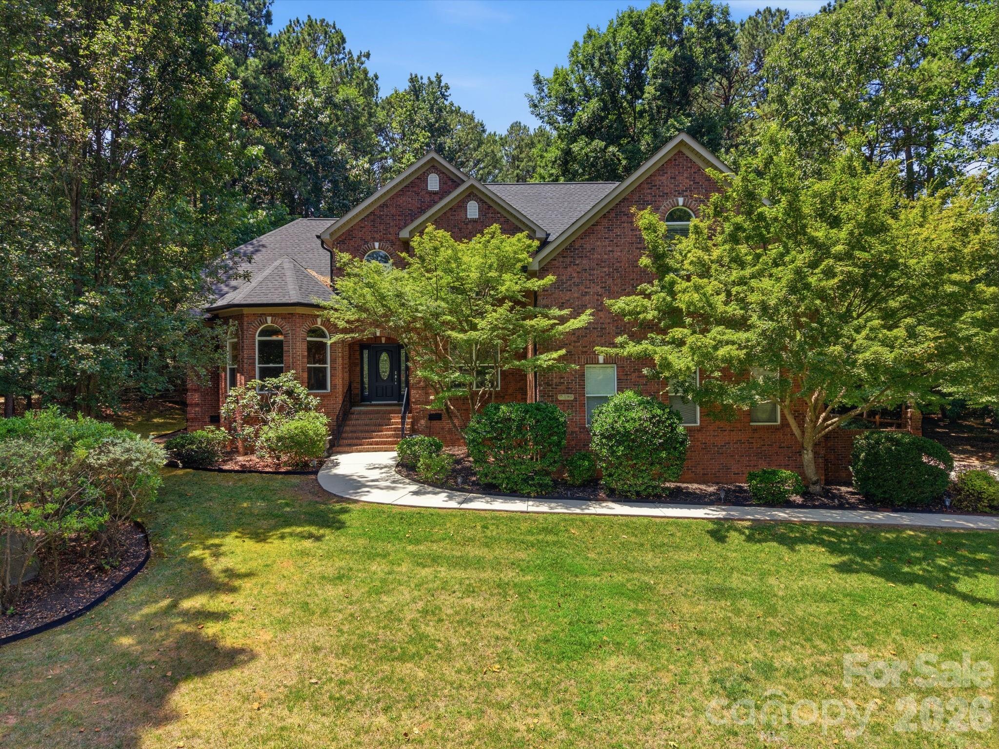202 Indian Trail Property Photo 1