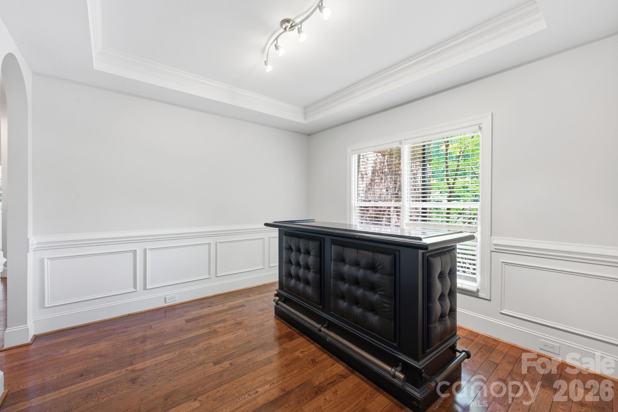 202 Indian Trail Property Photo 4