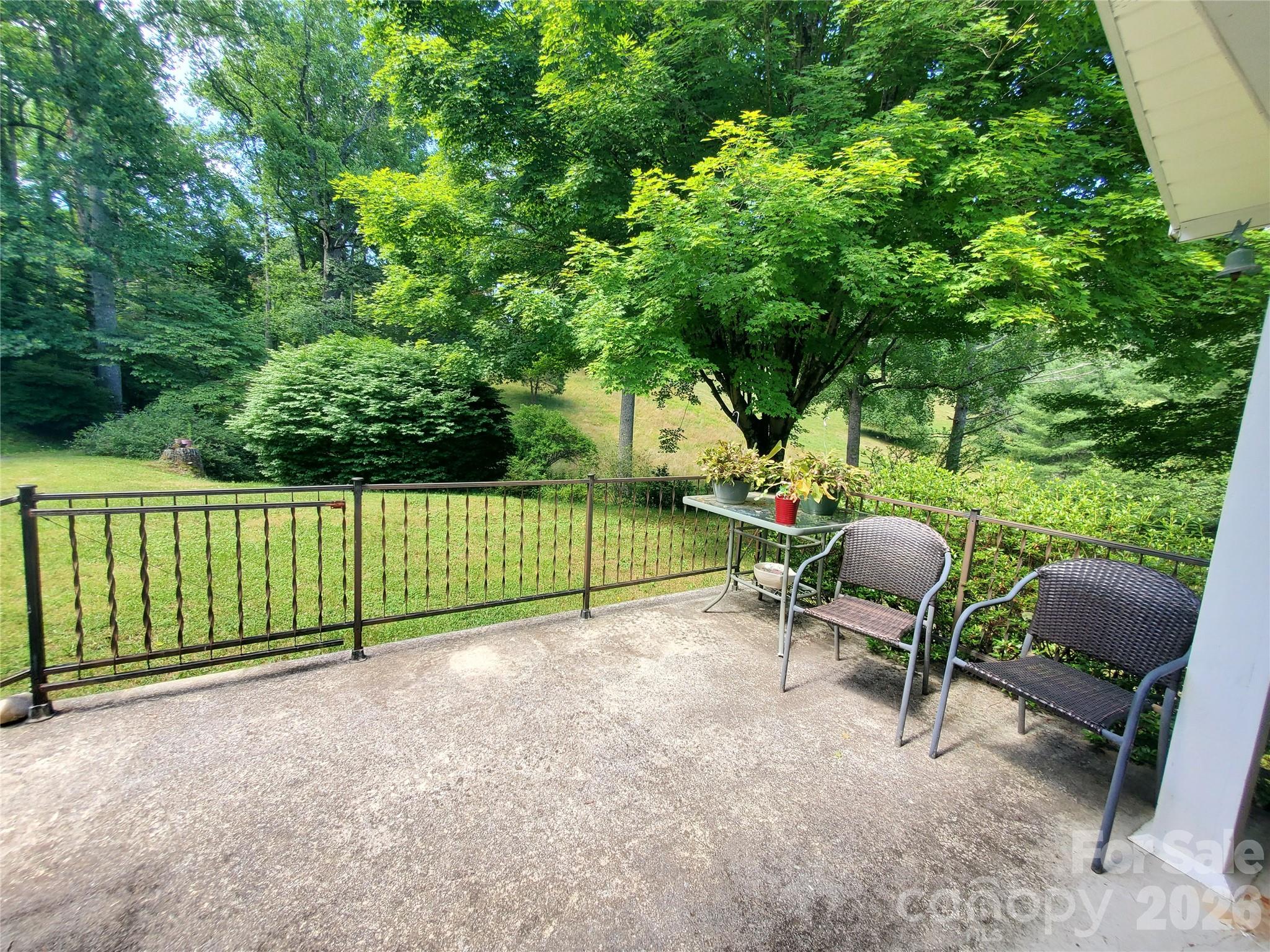 886 Hanging Rock Road Property Photo 35
