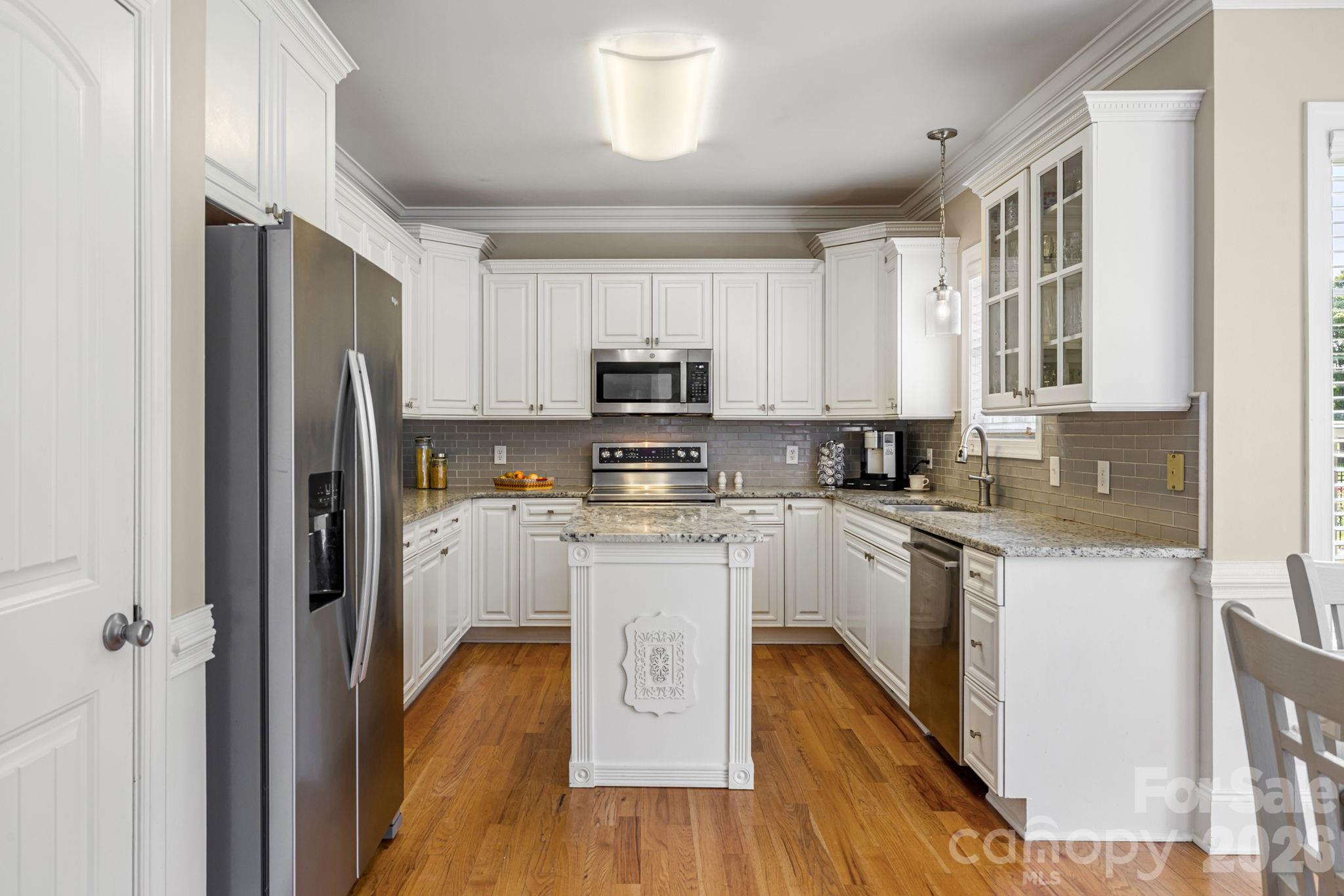 527 Hallman Drive Property Photo 15