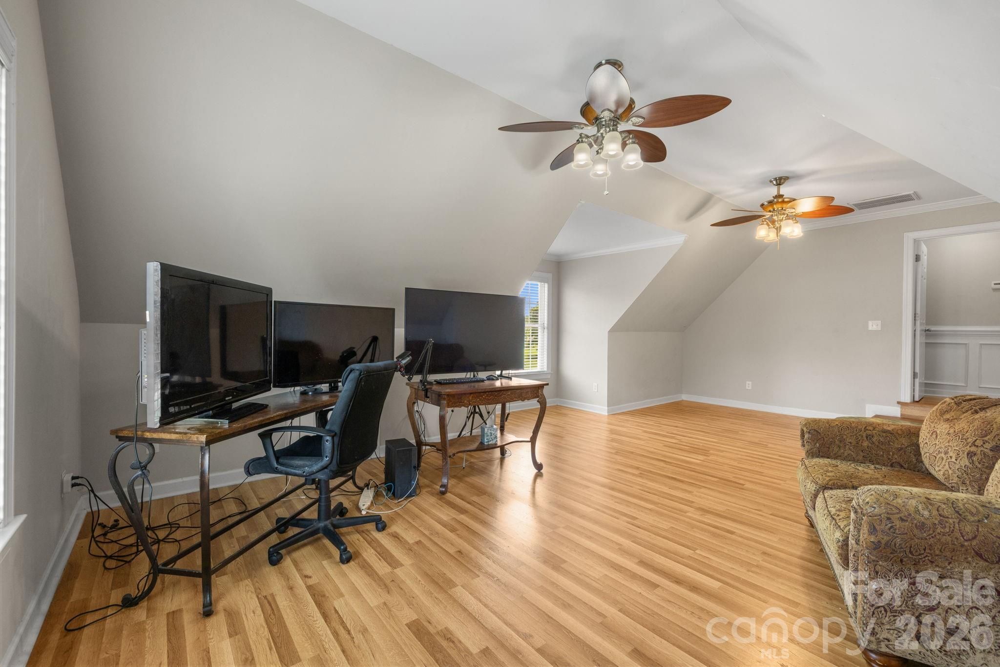 527 Hallman Drive Property Photo 33