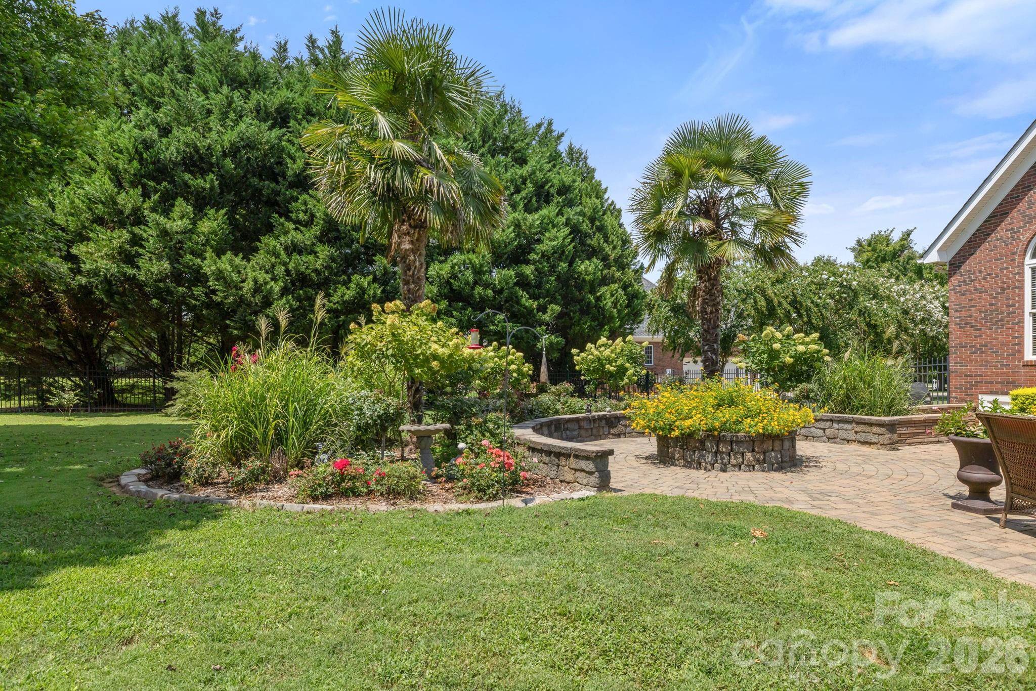 527 Hallman Drive Property Photo 41