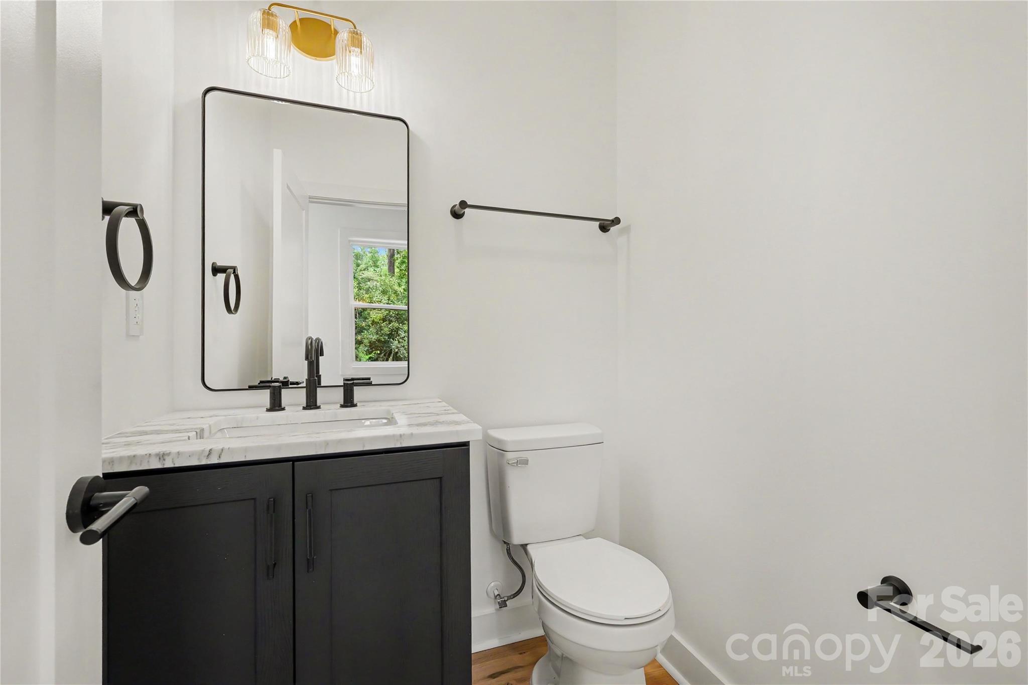 3024 Walter Street Property Photo 8