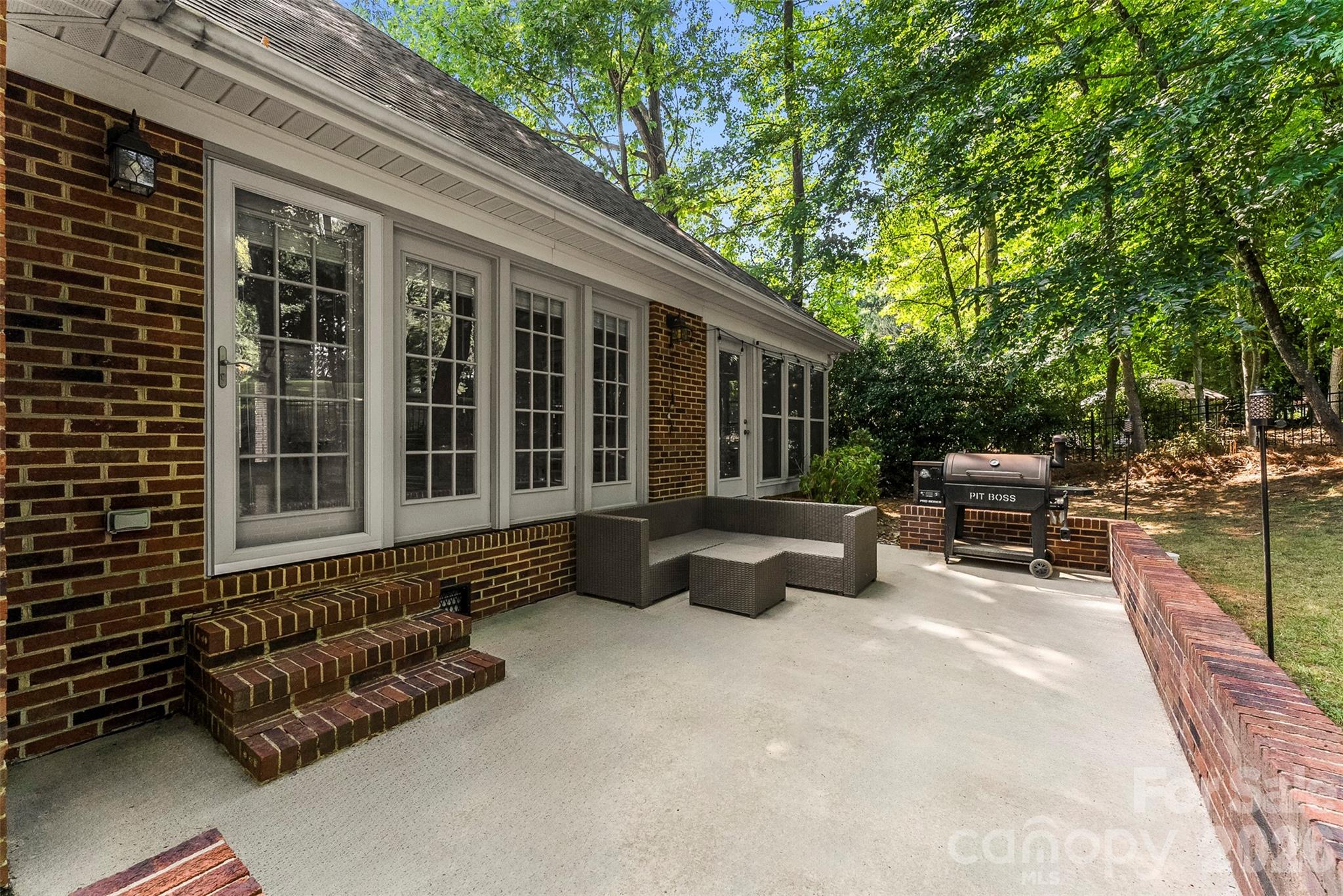 1032 Dan Maples Drive Property Photo 36