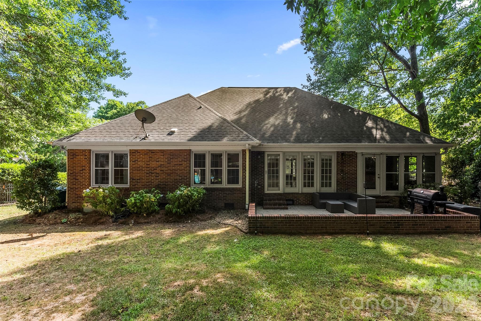 1032 Dan Maples Drive Property Photo 37