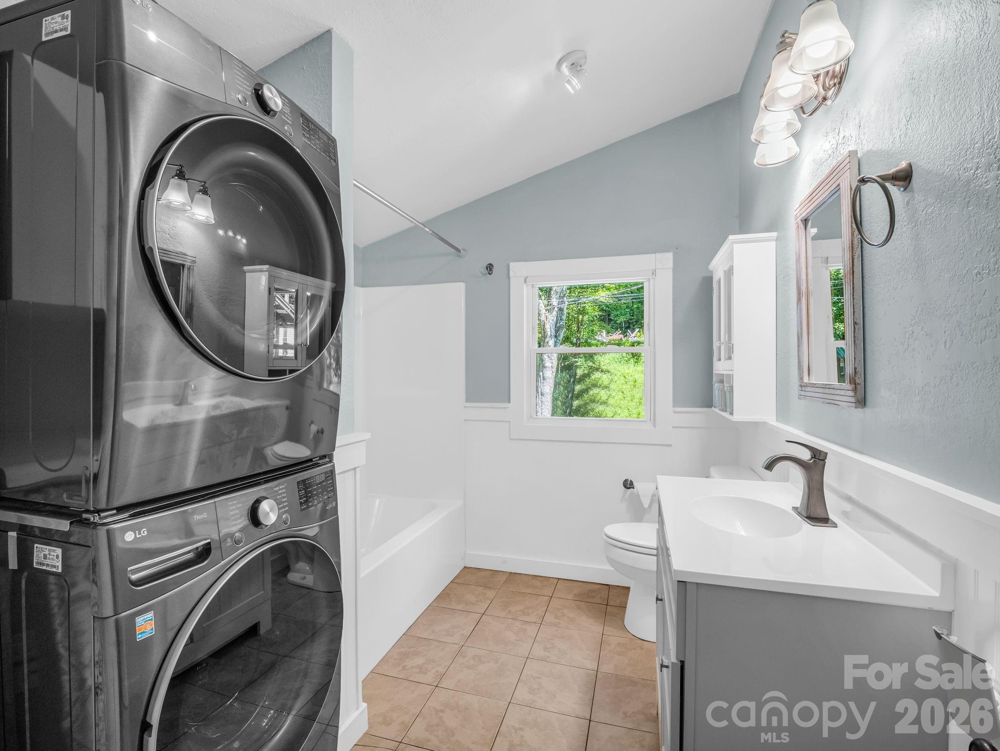 216 Aiken Road Property Photo 15