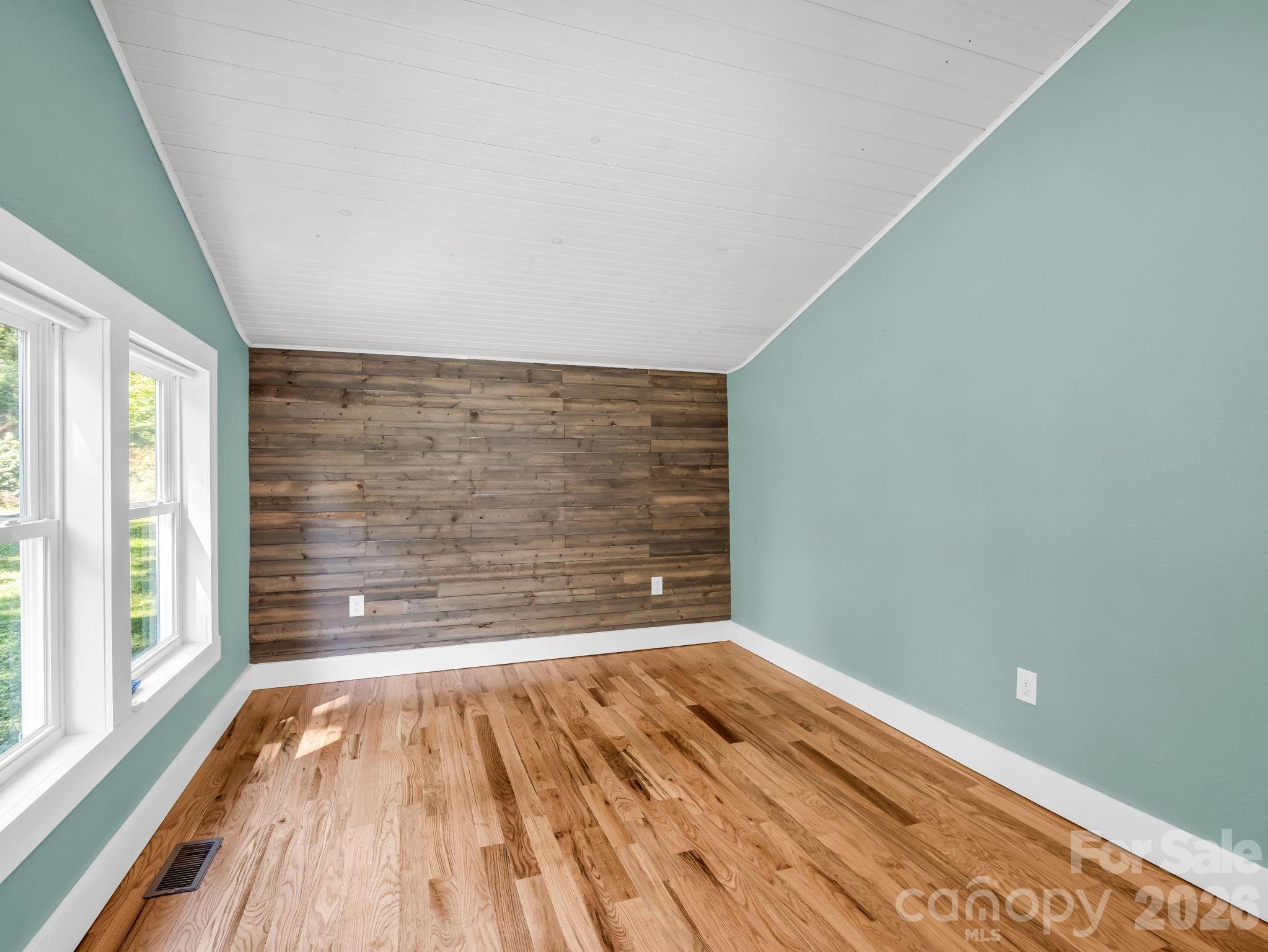 216 Aiken Road Property Photo 17