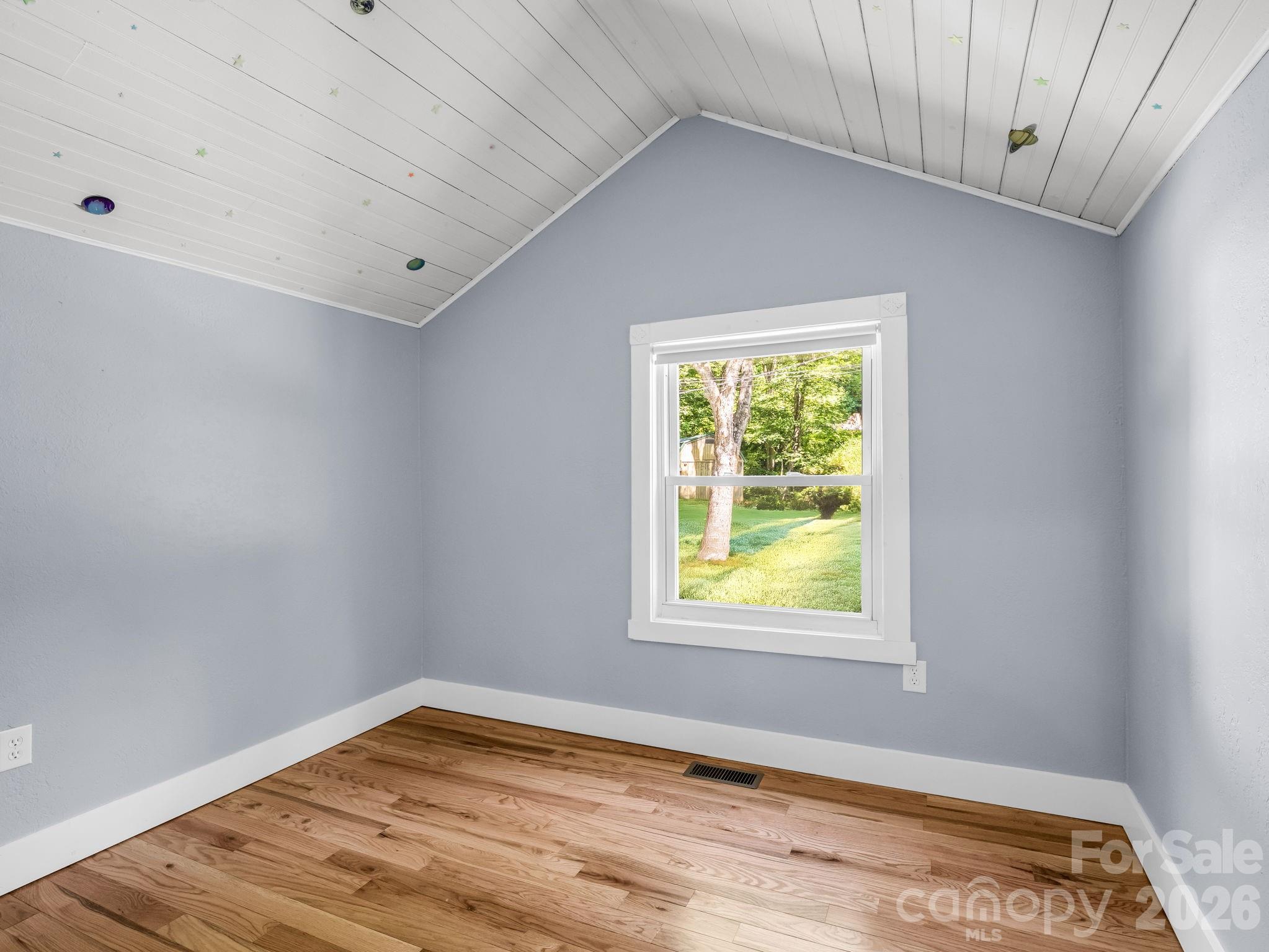 216 Aiken Road Property Photo 20