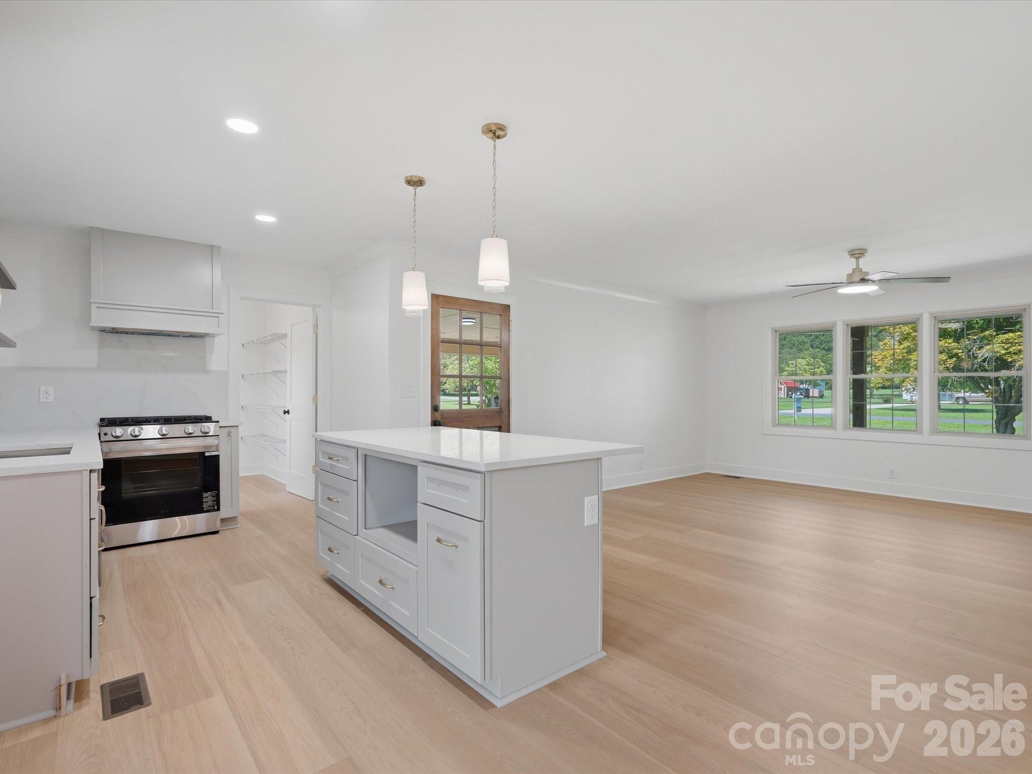 1480 Hallmark Drive Property Photo 23