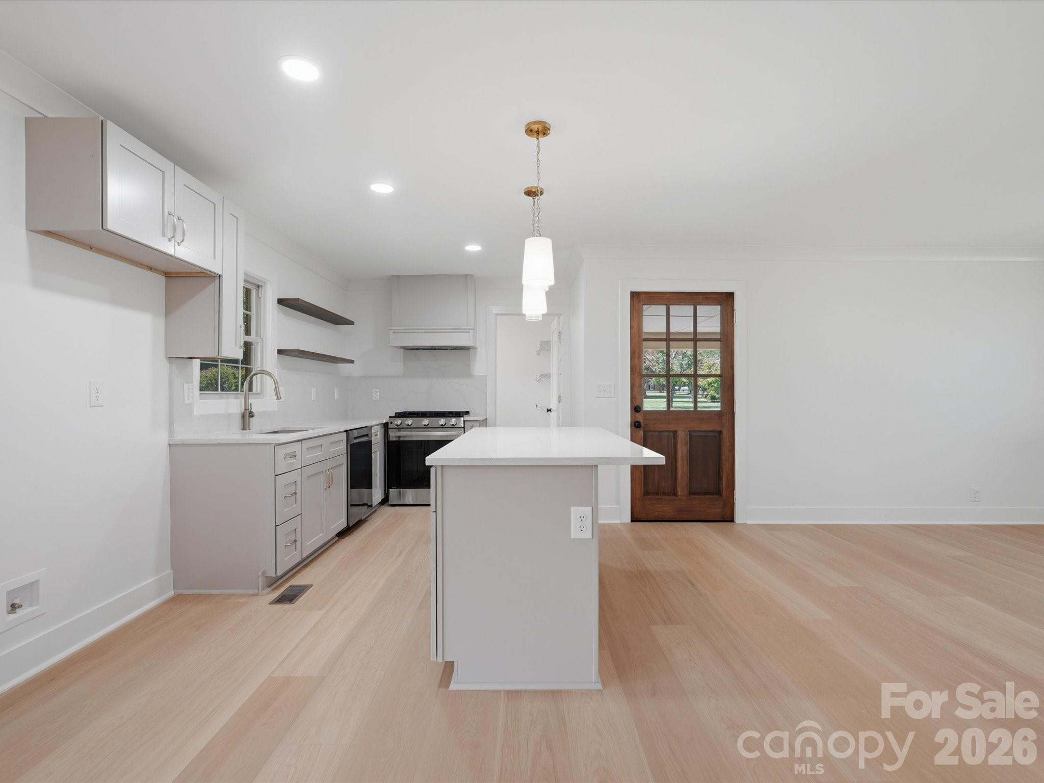 1480 Hallmark Drive Property Photo 24