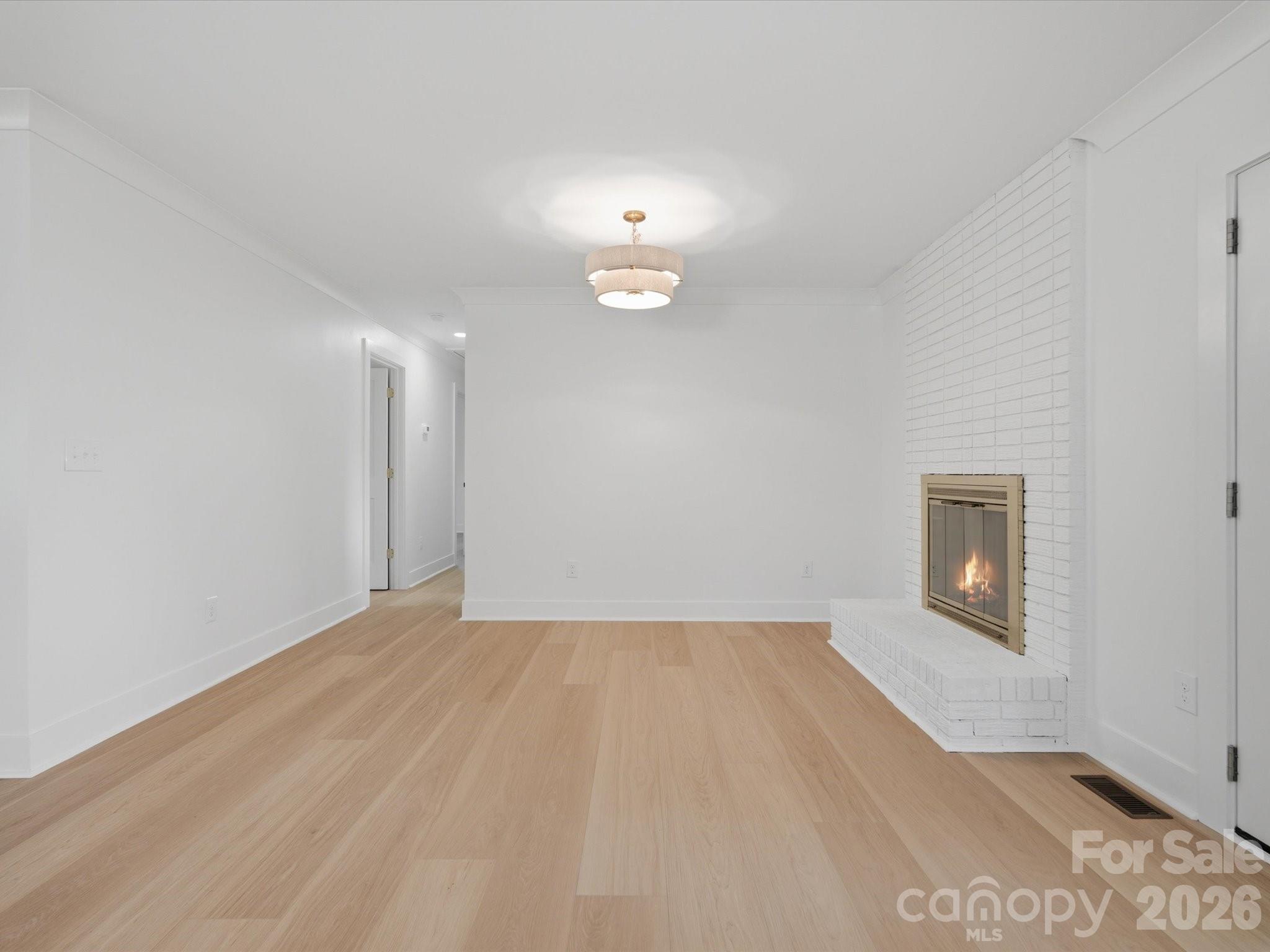 1480 Hallmark Drive Property Photo 27