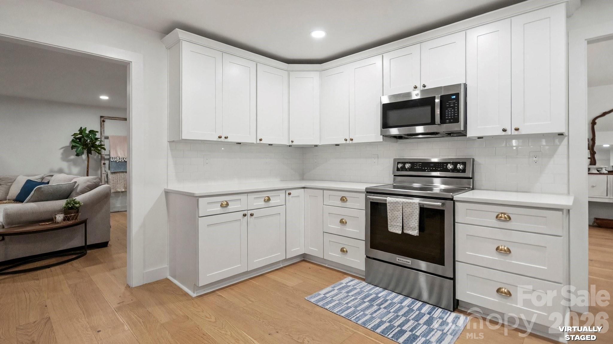 215 Ridgewood Drive Property Photo 12