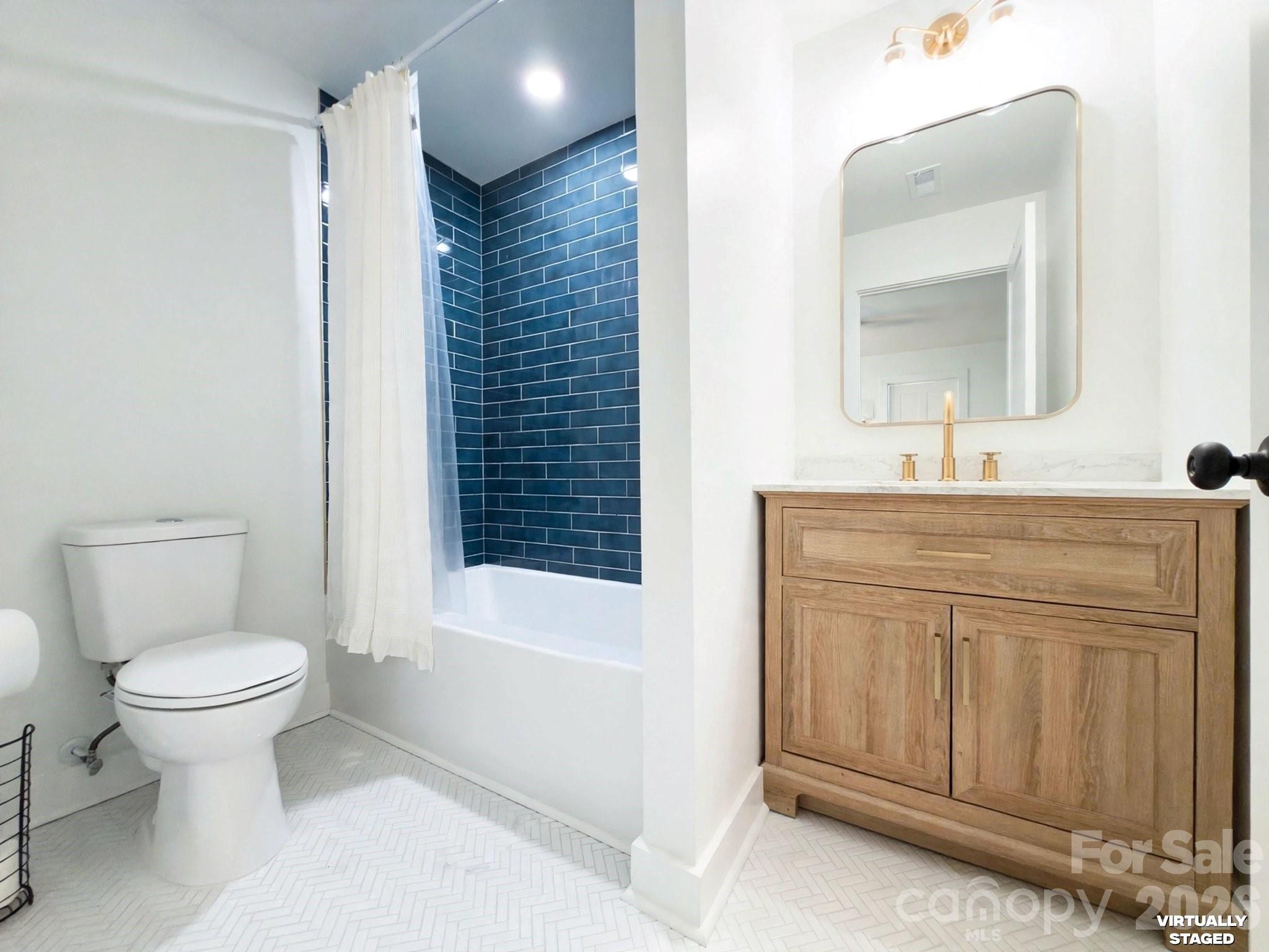 215 Ridgewood Drive Property Photo 22