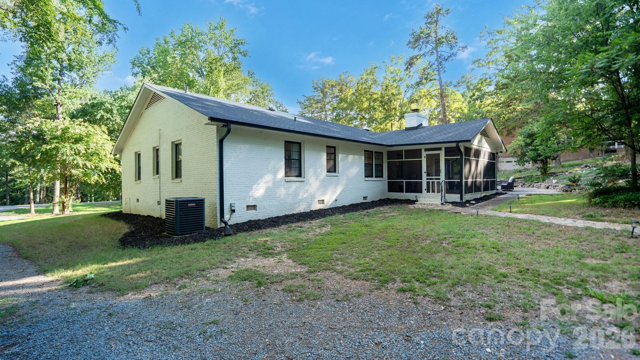215 Ridgewood Drive Property Photo 30