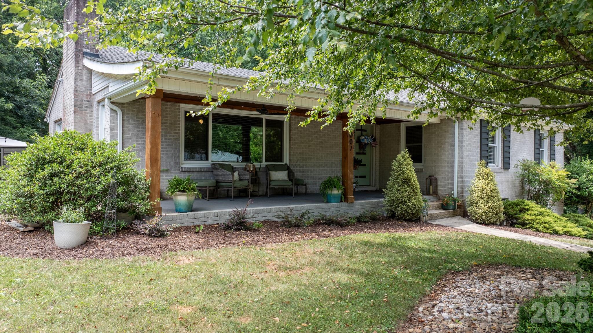 1007 I Street Property Photo 3