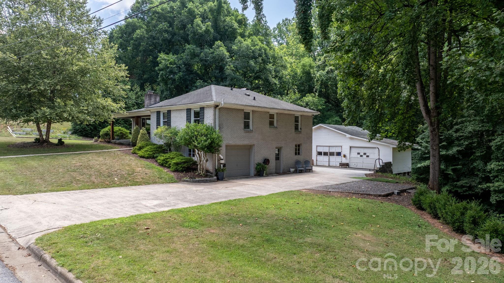 1007 I Street Property Photo 6