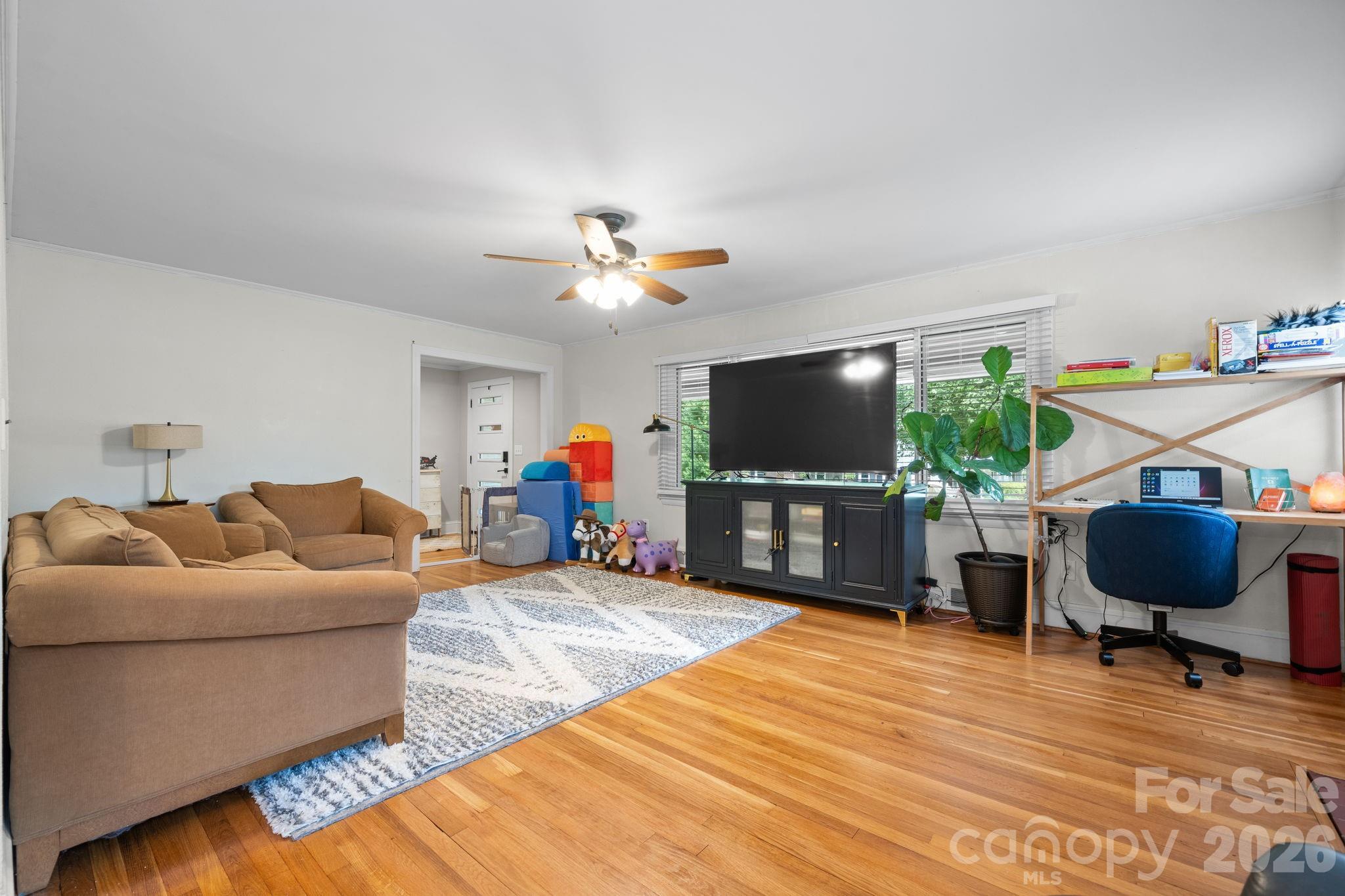 1007 I Street Property Photo 10