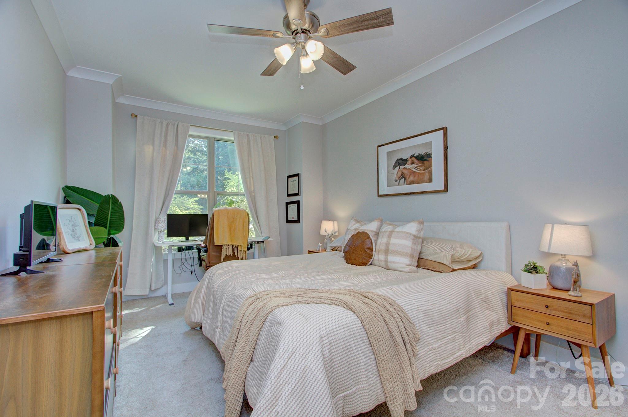 6672 Maple Spring Court Property Photo 5