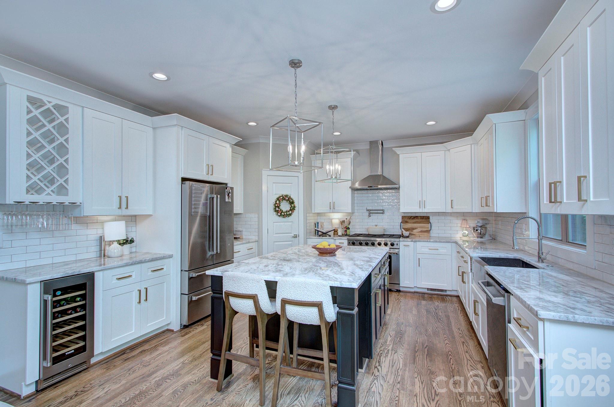 6672 Maple Spring Court Property Photo 9