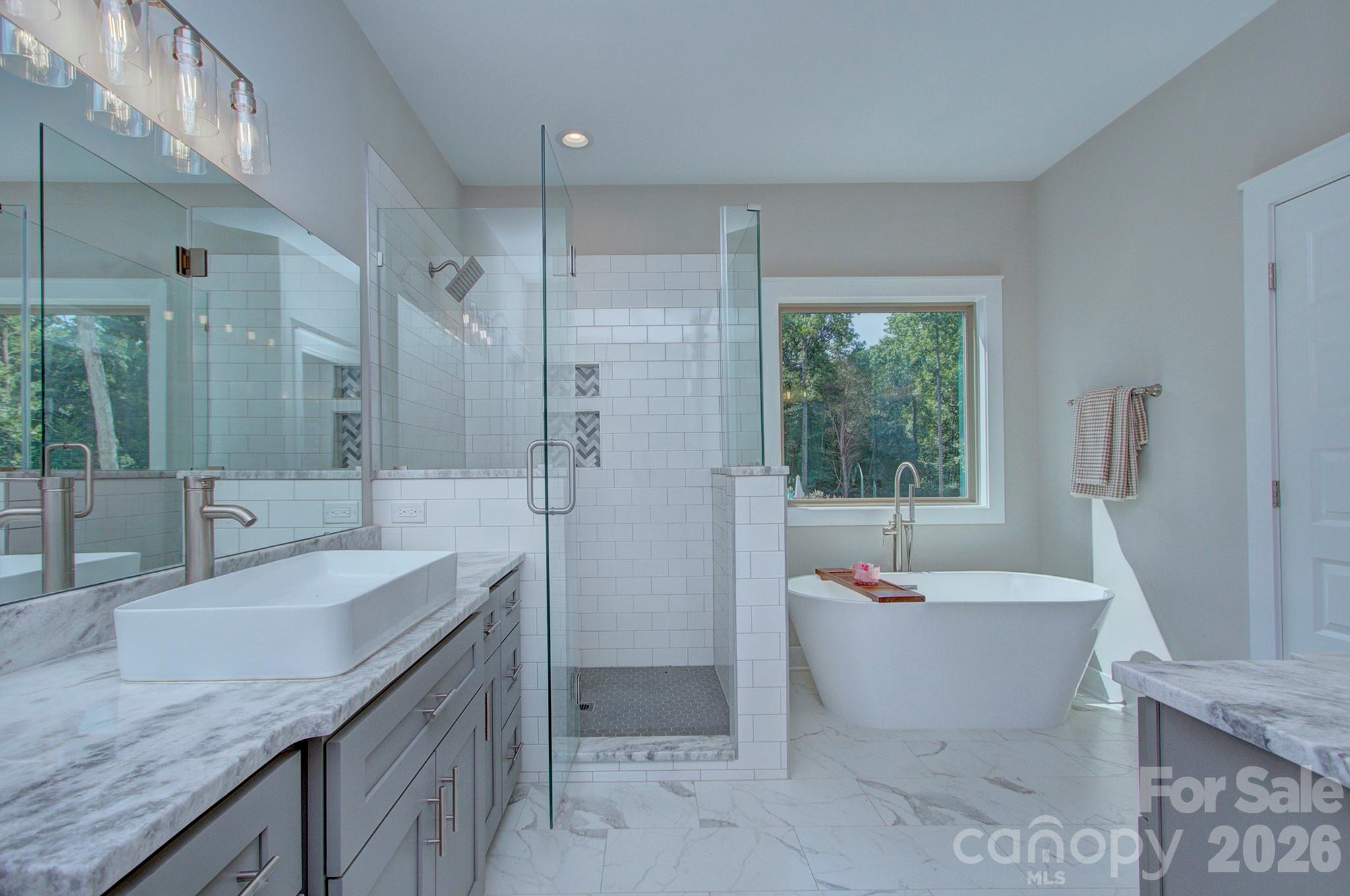 6672 Maple Spring Court Property Photo 21
