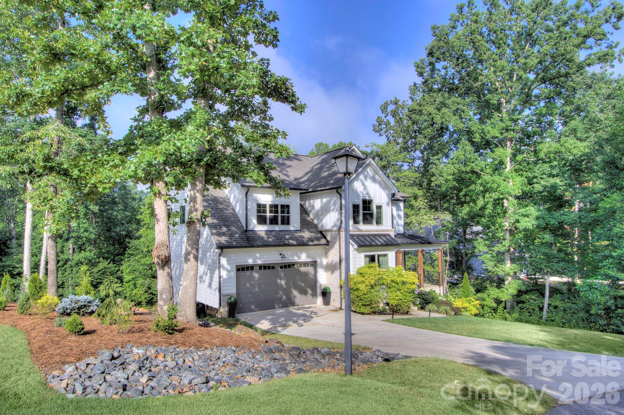 6672 Maple Spring Court Property Photo 37